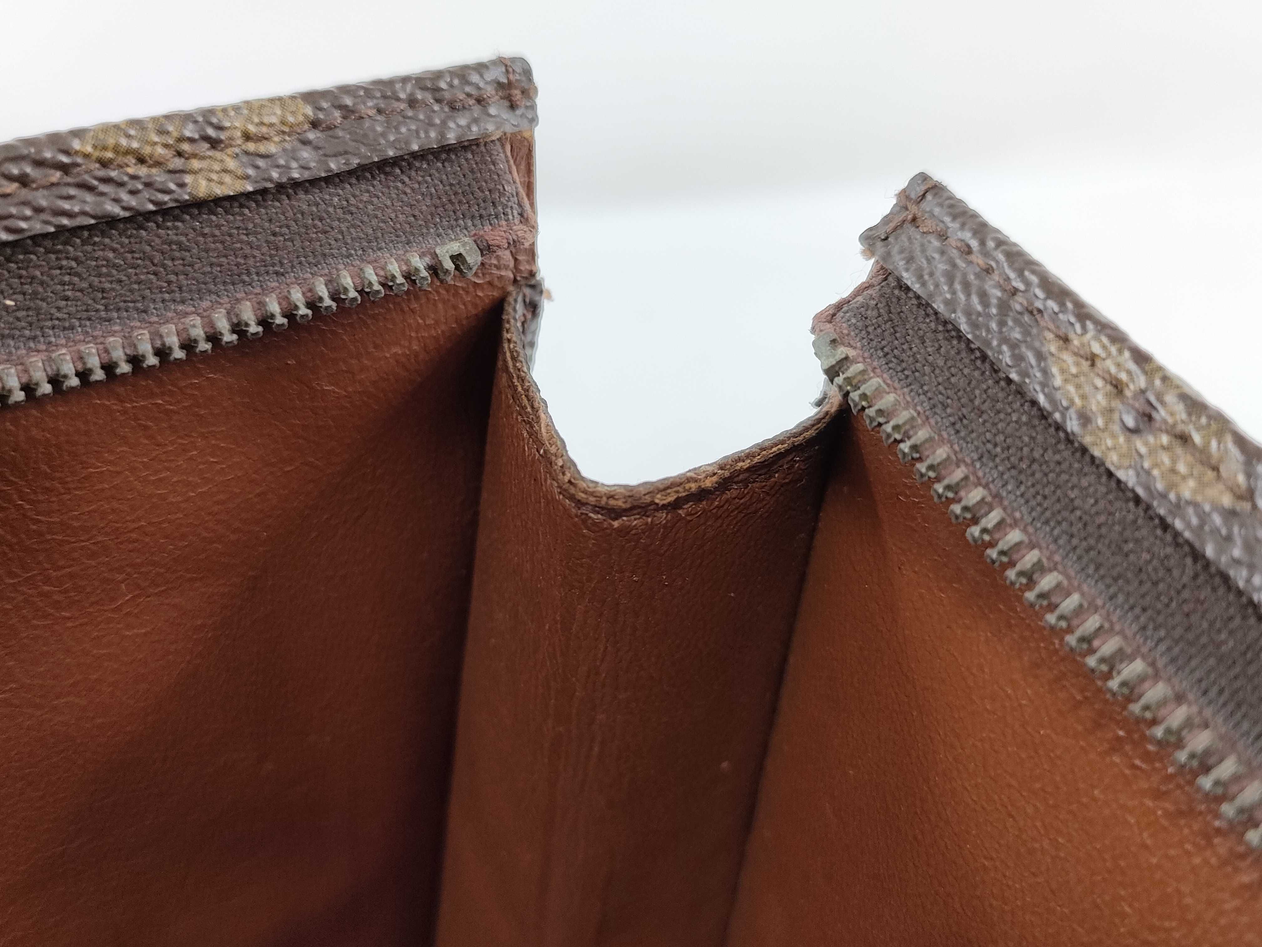 Monogram Pochette Toilette 26 — view 9