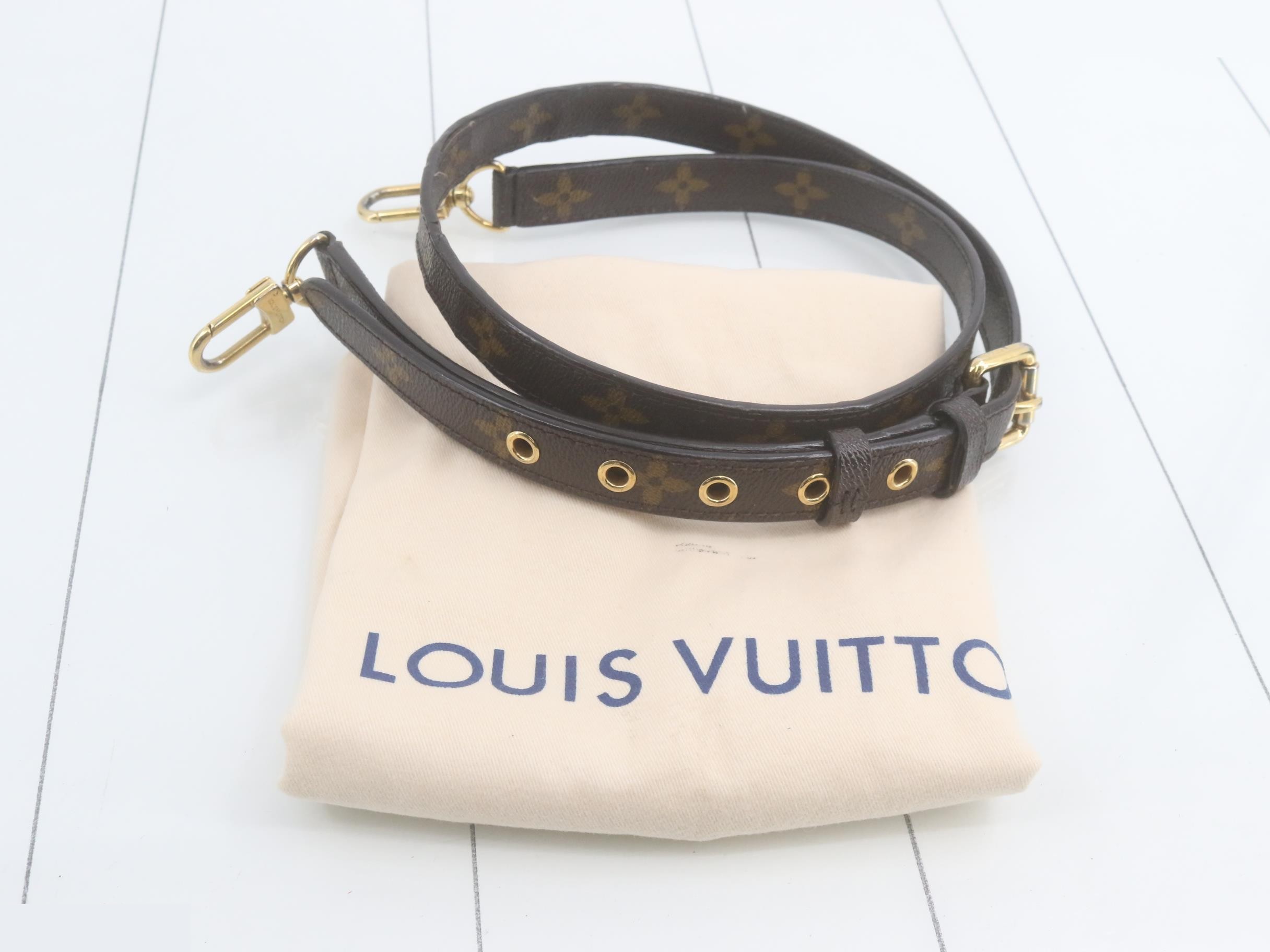2-WAY Pochette Meteor Shoulder Bag — view 7