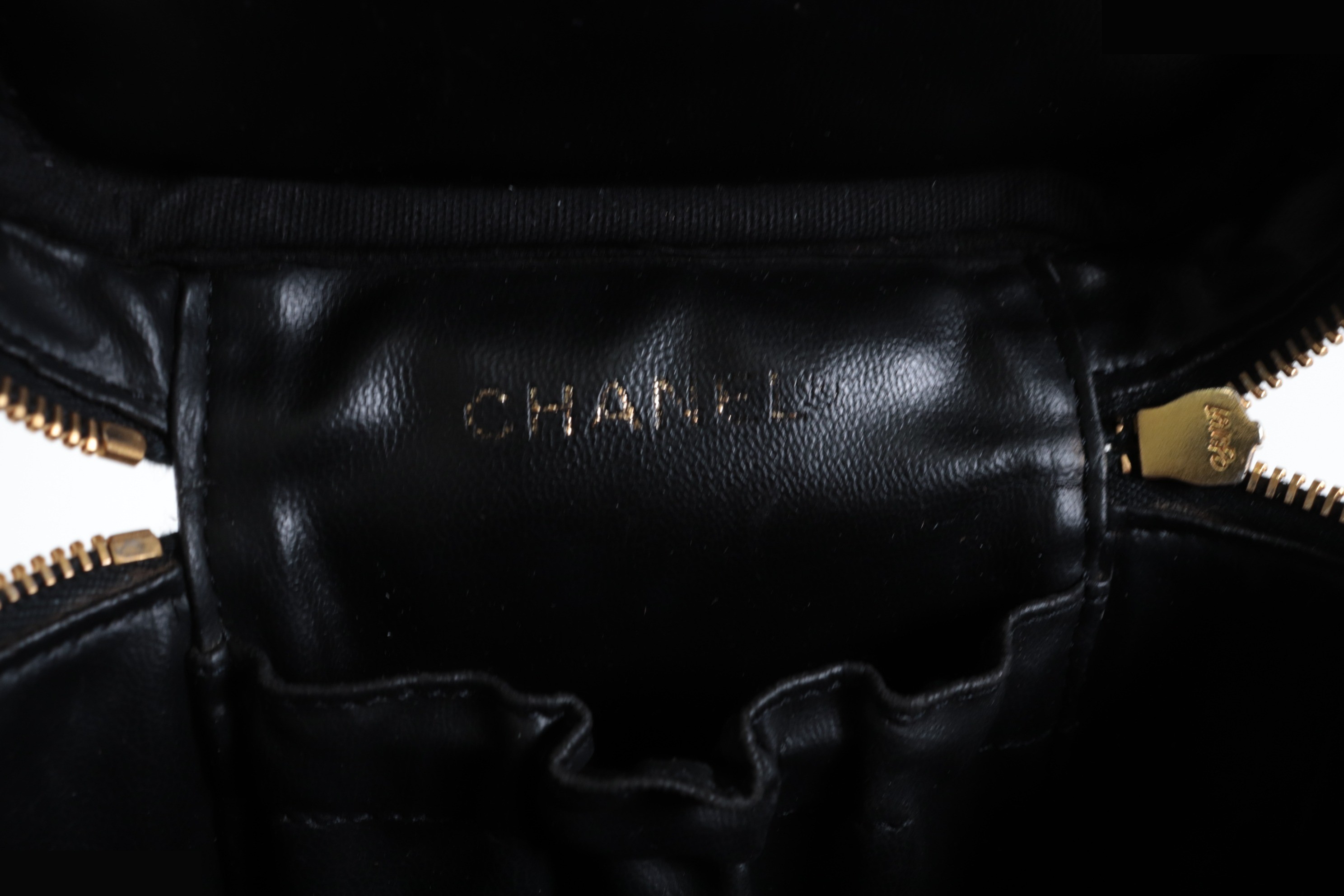 Caviar Vanity, Table 6 — view 8