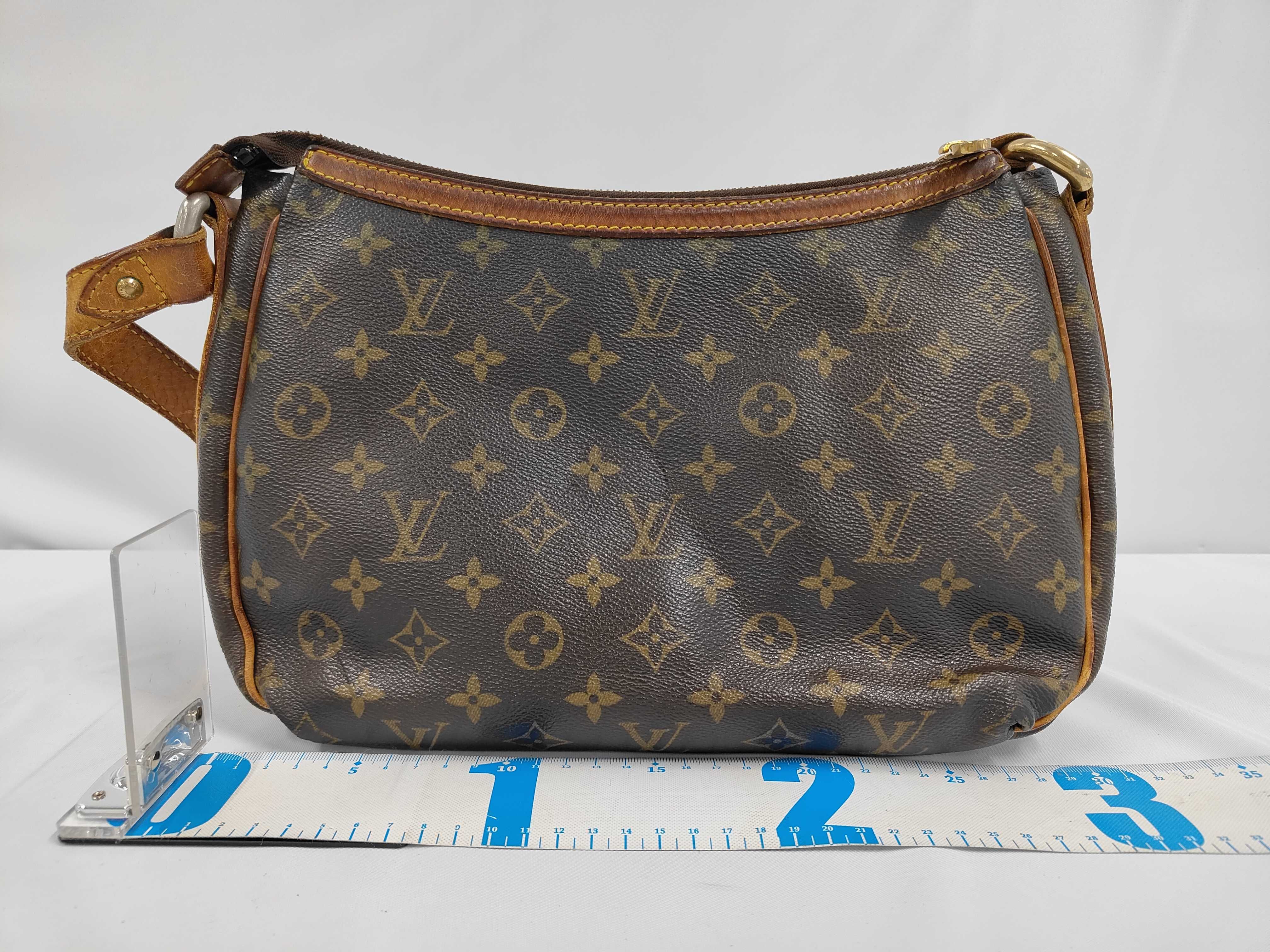 Monogram Tulum GM VI0036 Shoulder Bag — view 2
