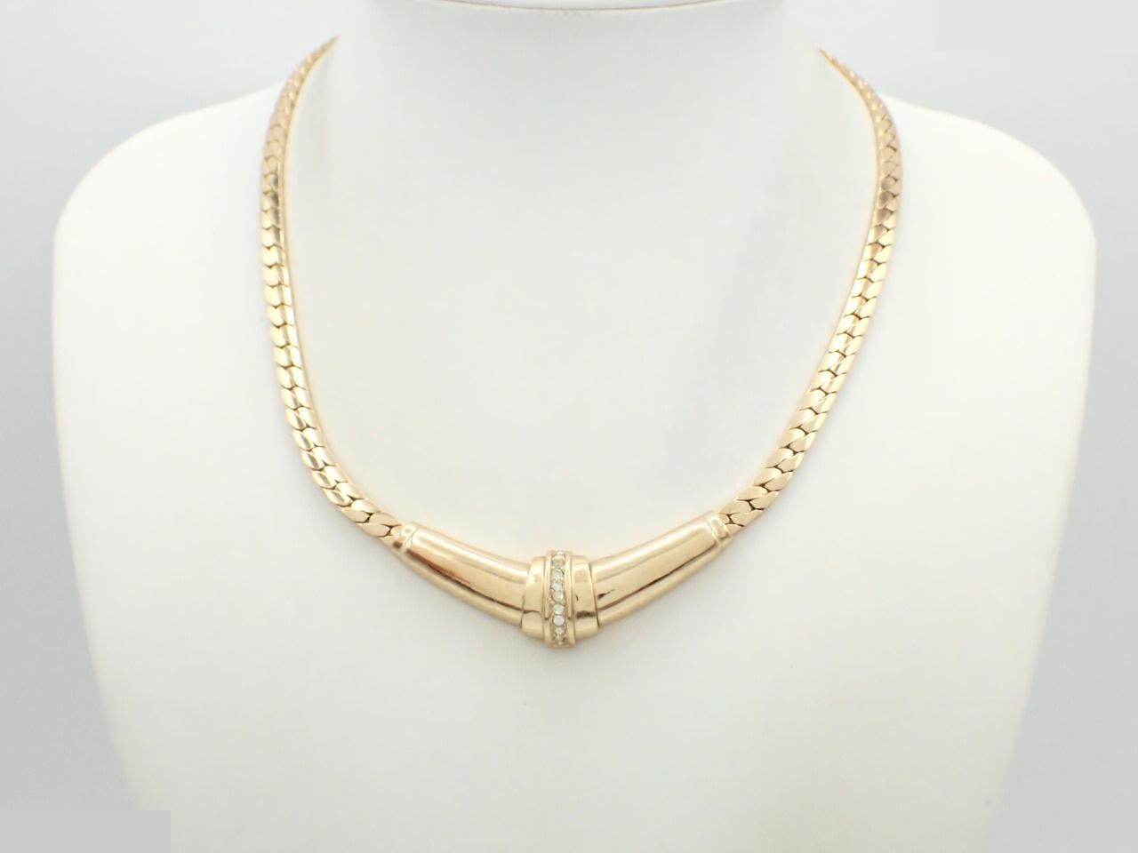 Other line: Precious metal necklaces and pendants, neck circumference approximately 42 cm. — view 3