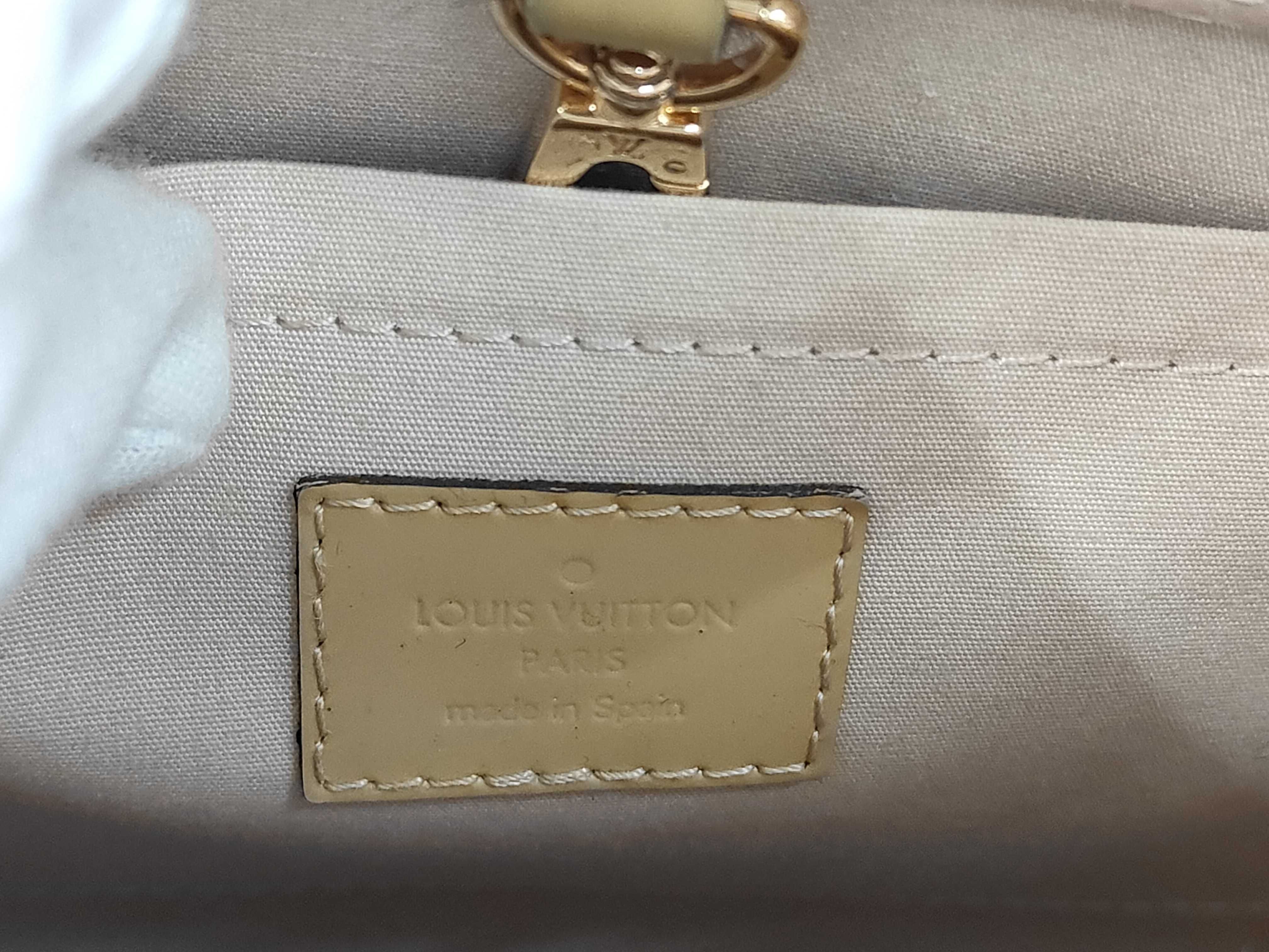 Vernis Montaigne BB Vernis Handbag — view 9