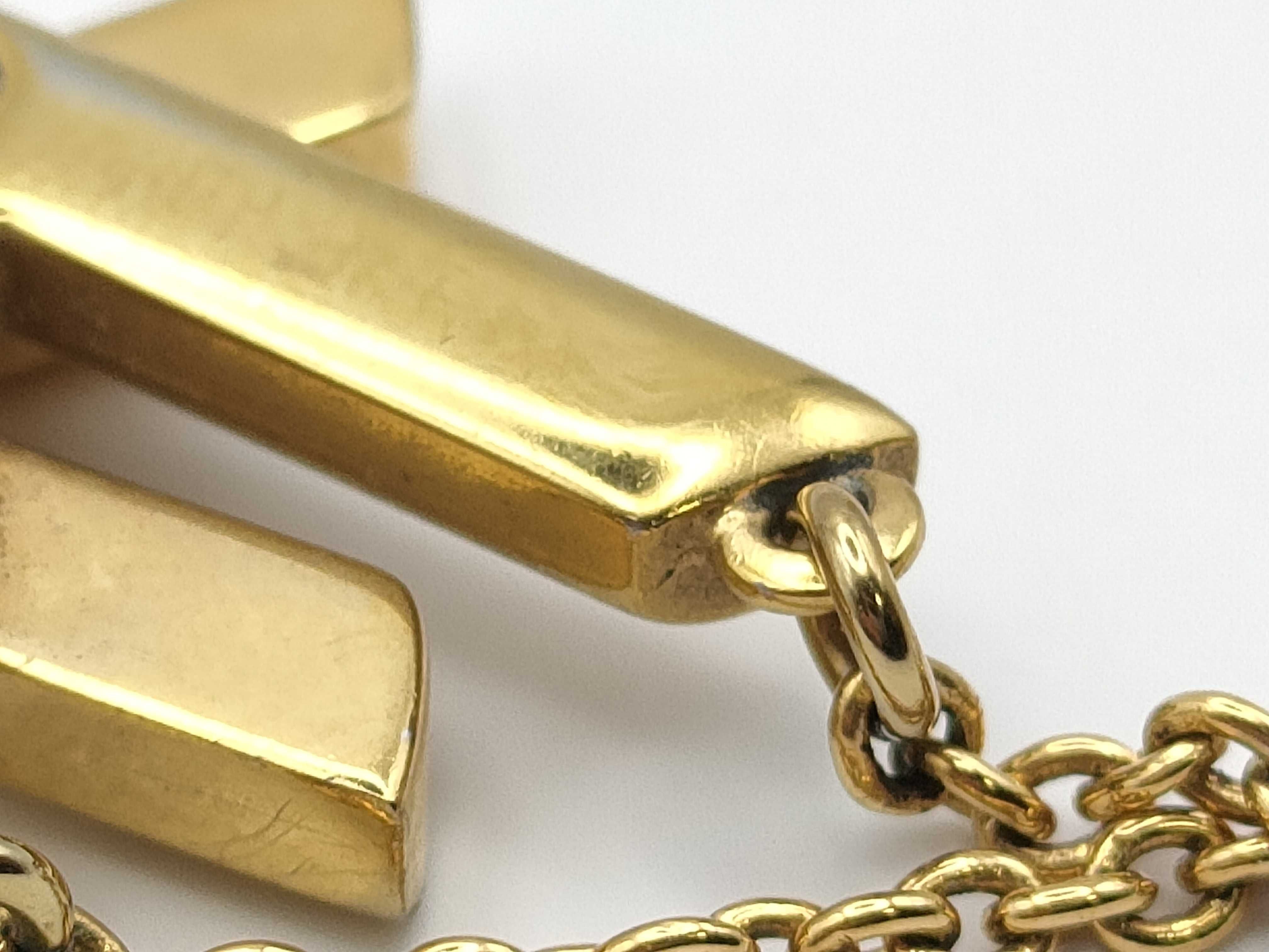 LV Twist M01729 Gold Color GO-14 Necklace — view 10