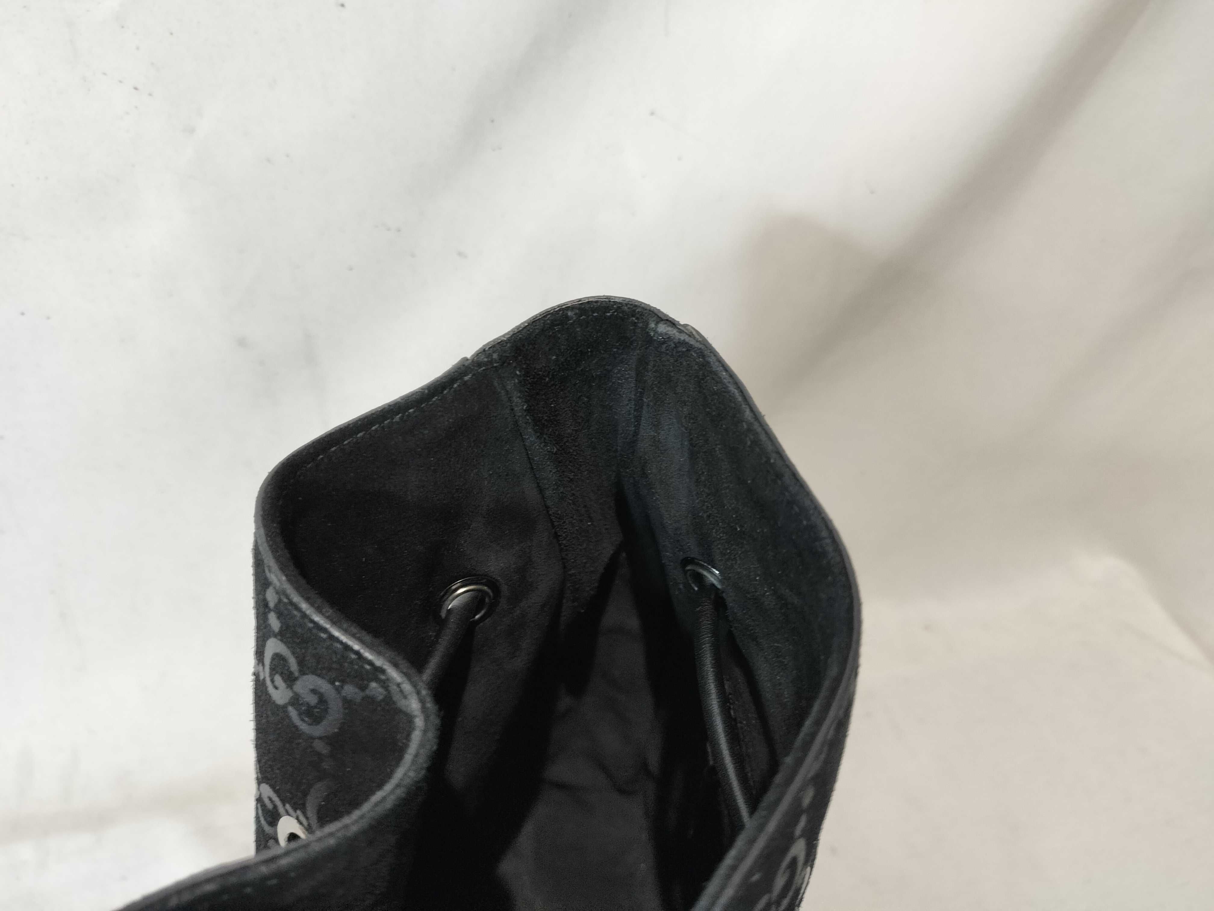 GG Suede One-Shoulder Bag (001.3748) - Handbag — view 9