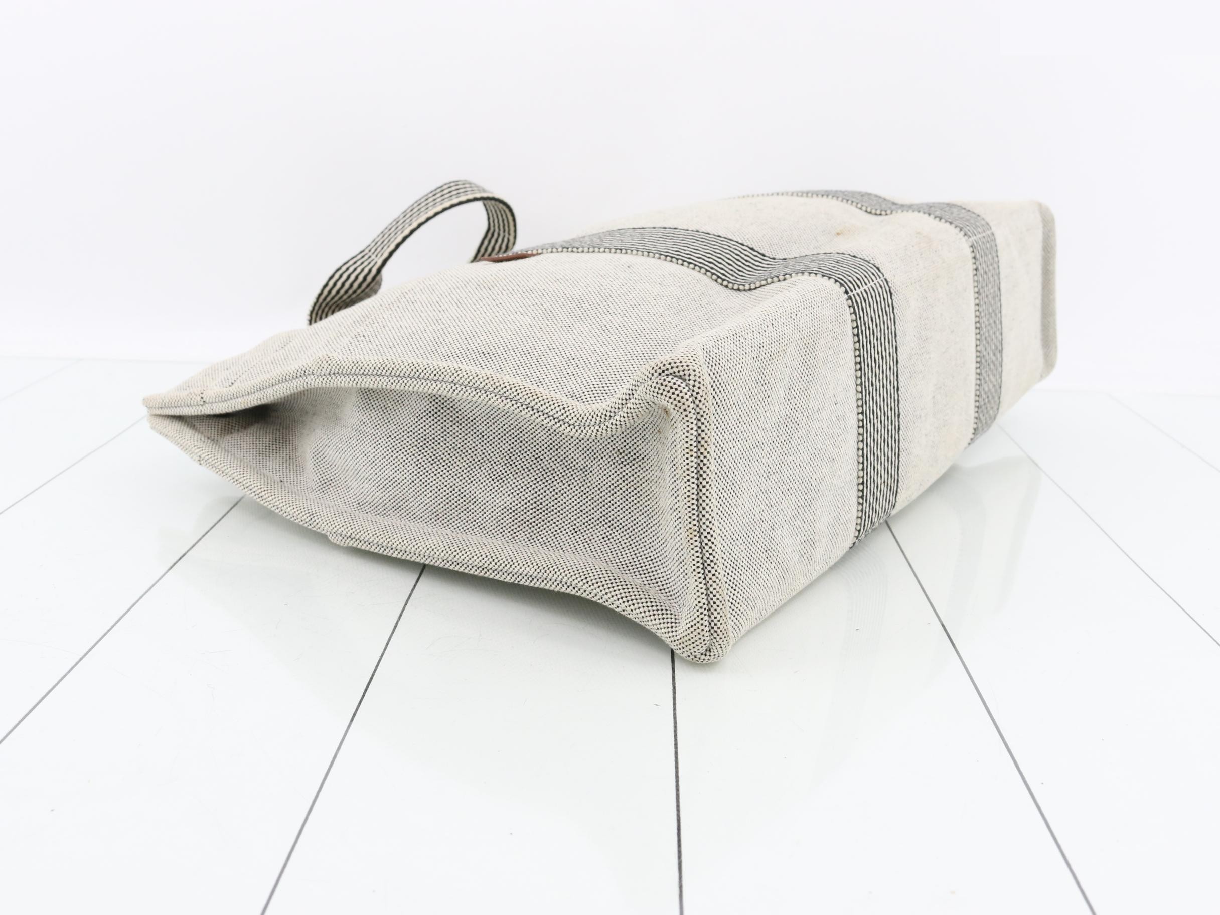 New Foolre-Tout MM Handbag — view 5