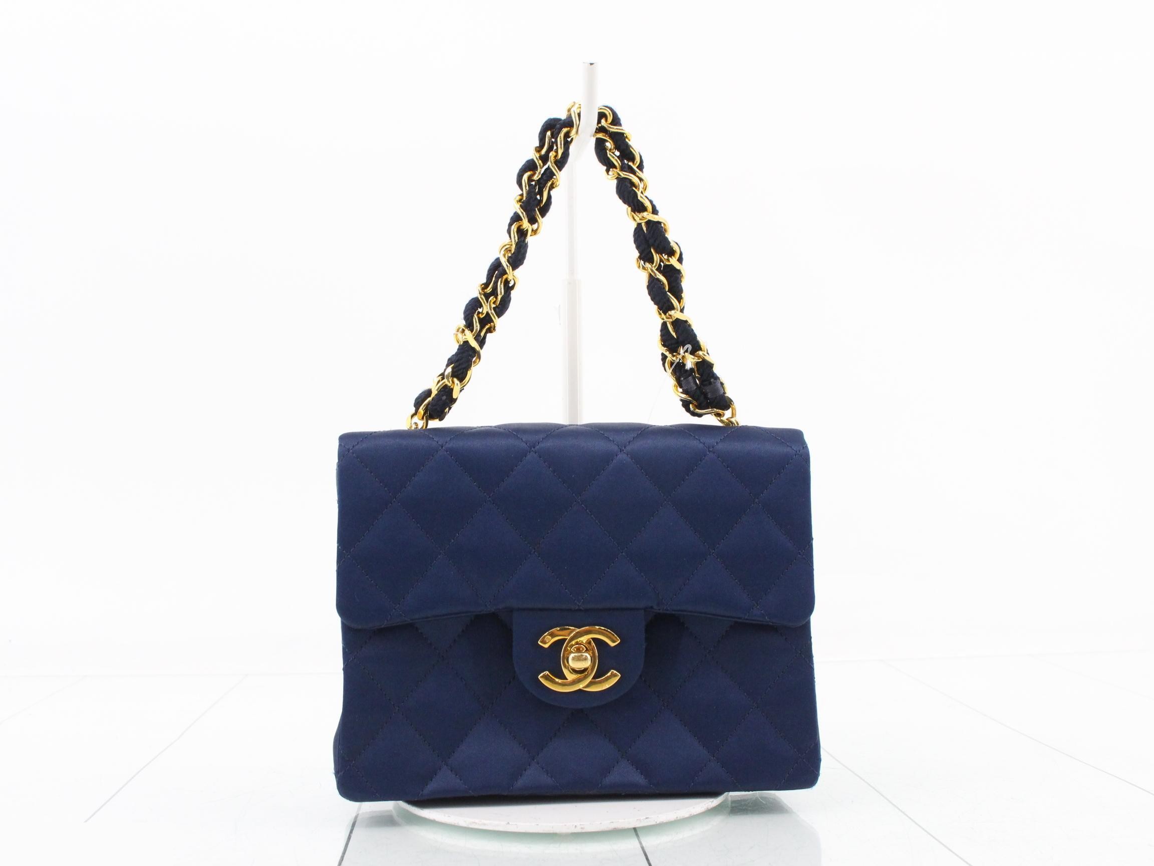 Matelassé (bag) - Shoulder bag - Satin