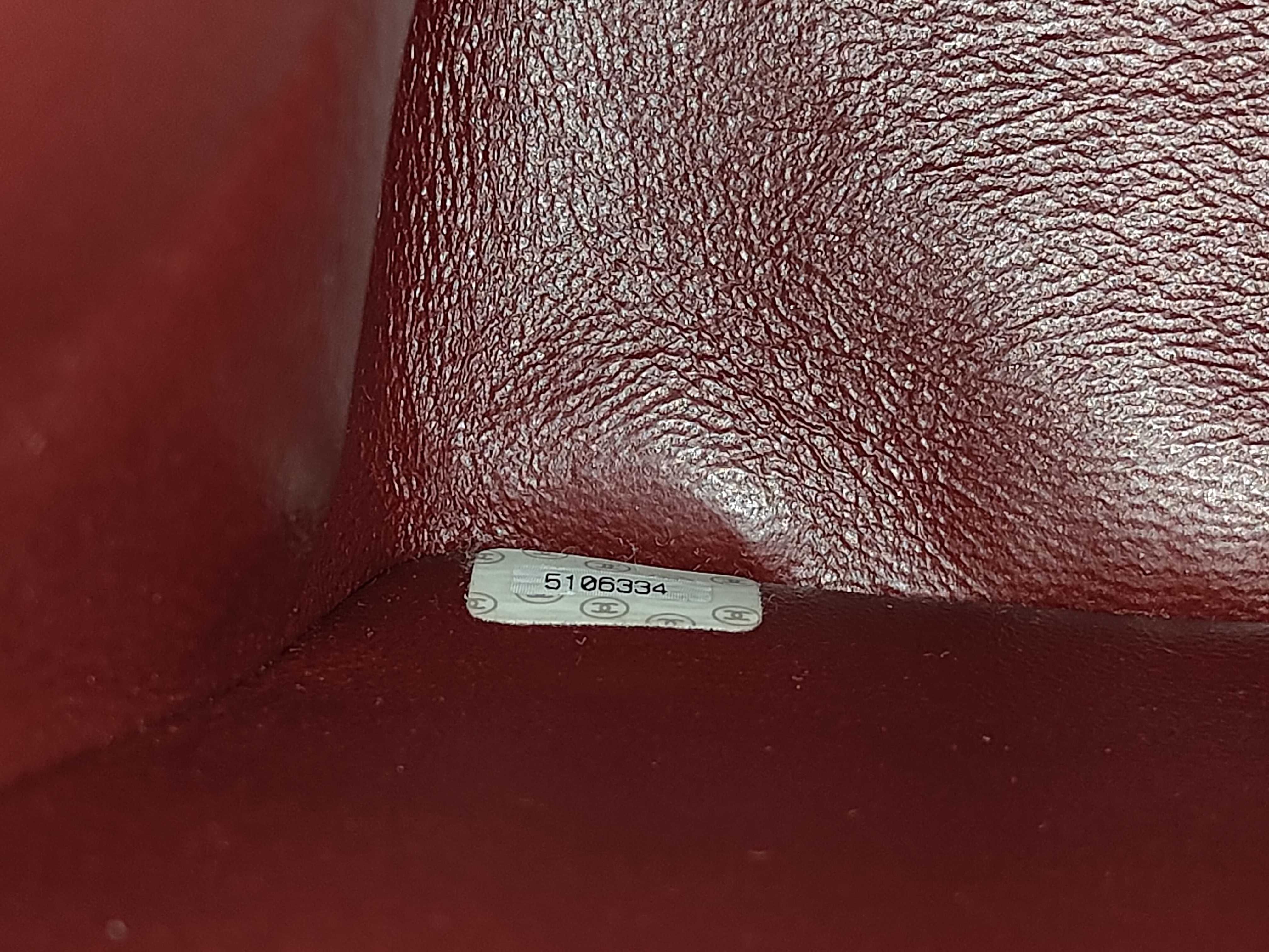 Lambskin Large Matelassé Black Shoulder Bag — view 10