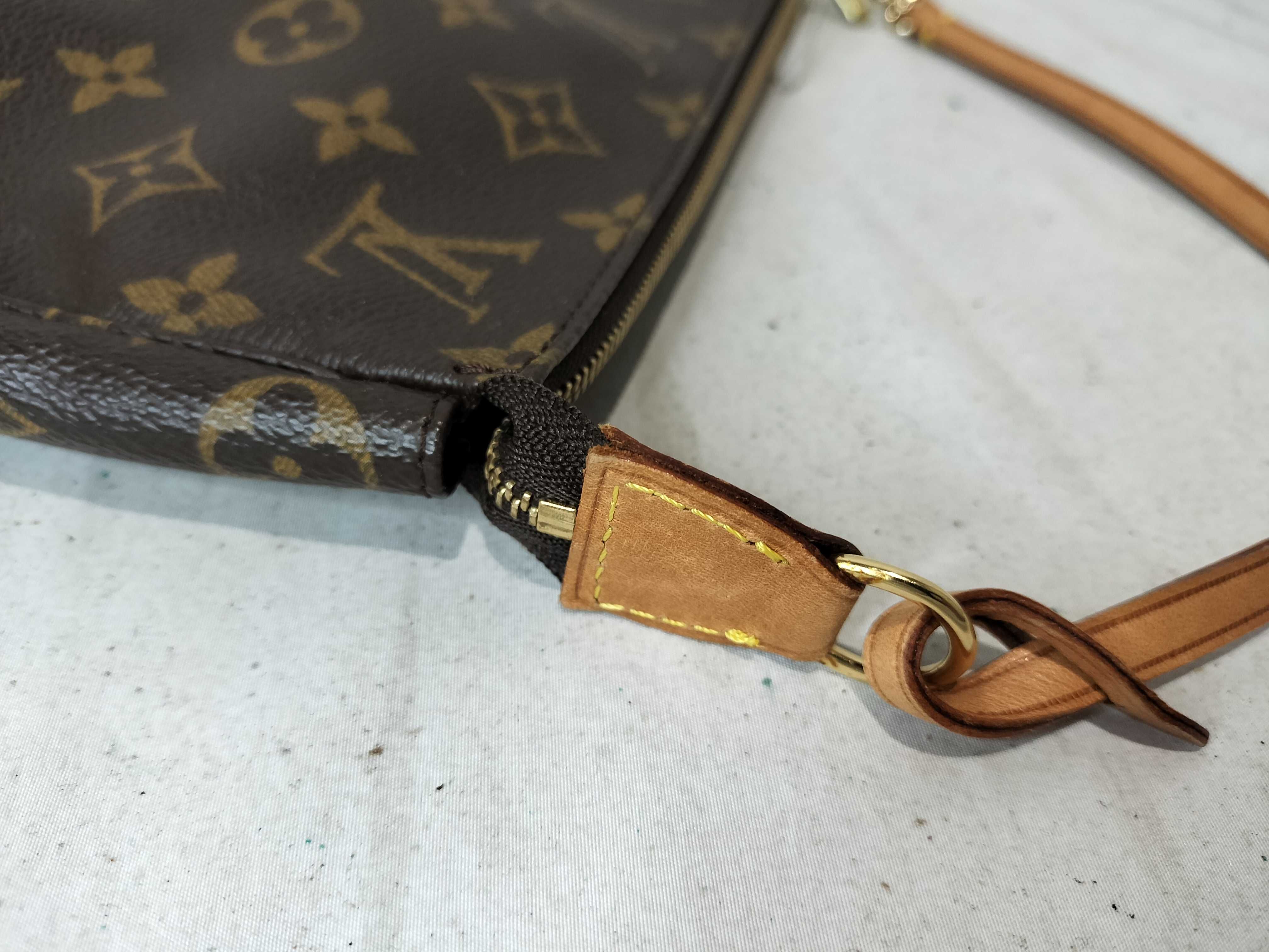 Monogram M40712 Pochette Accessoires — view 5