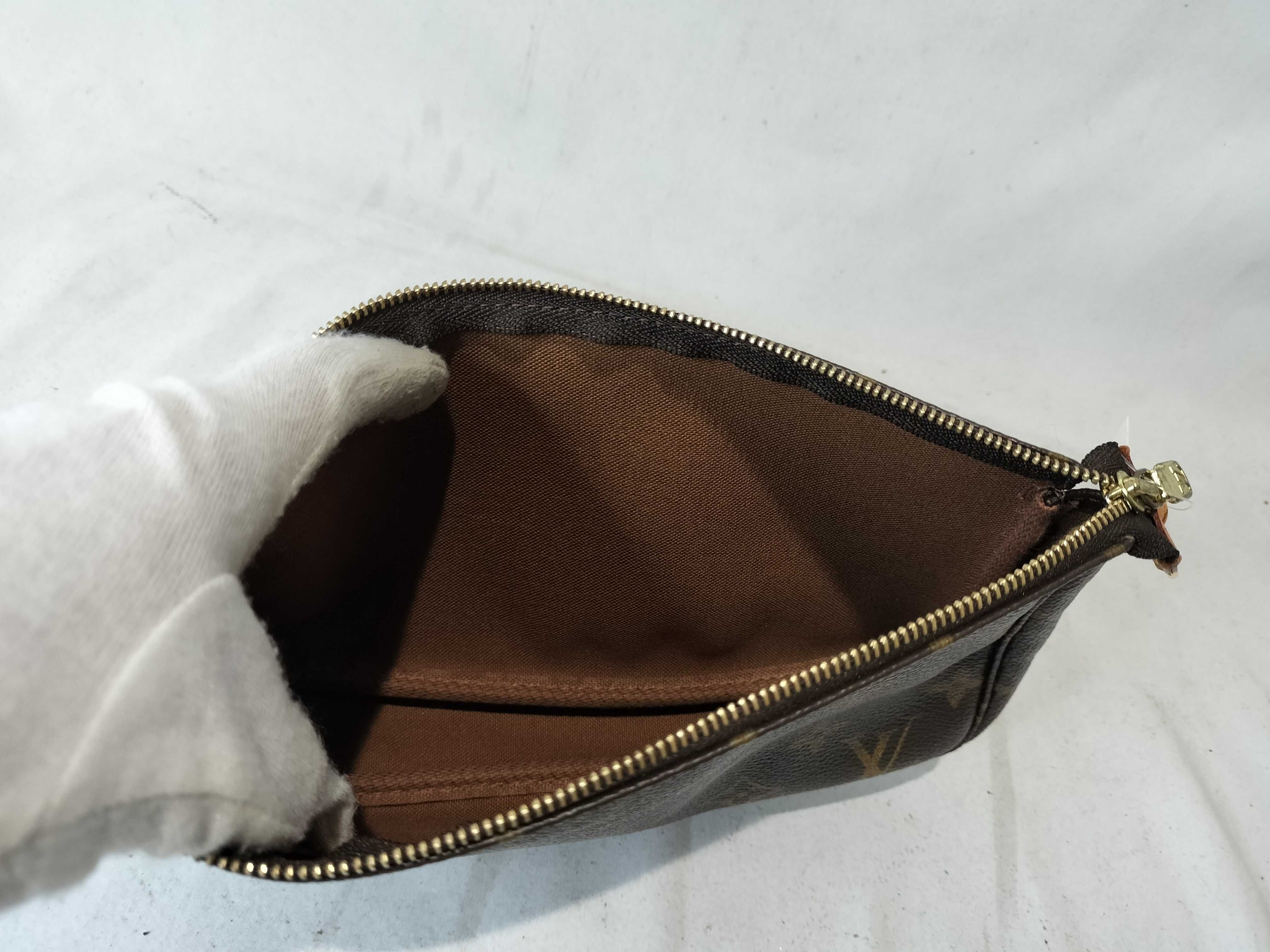 Monogram M40712 Pochette Accessoires — view 10