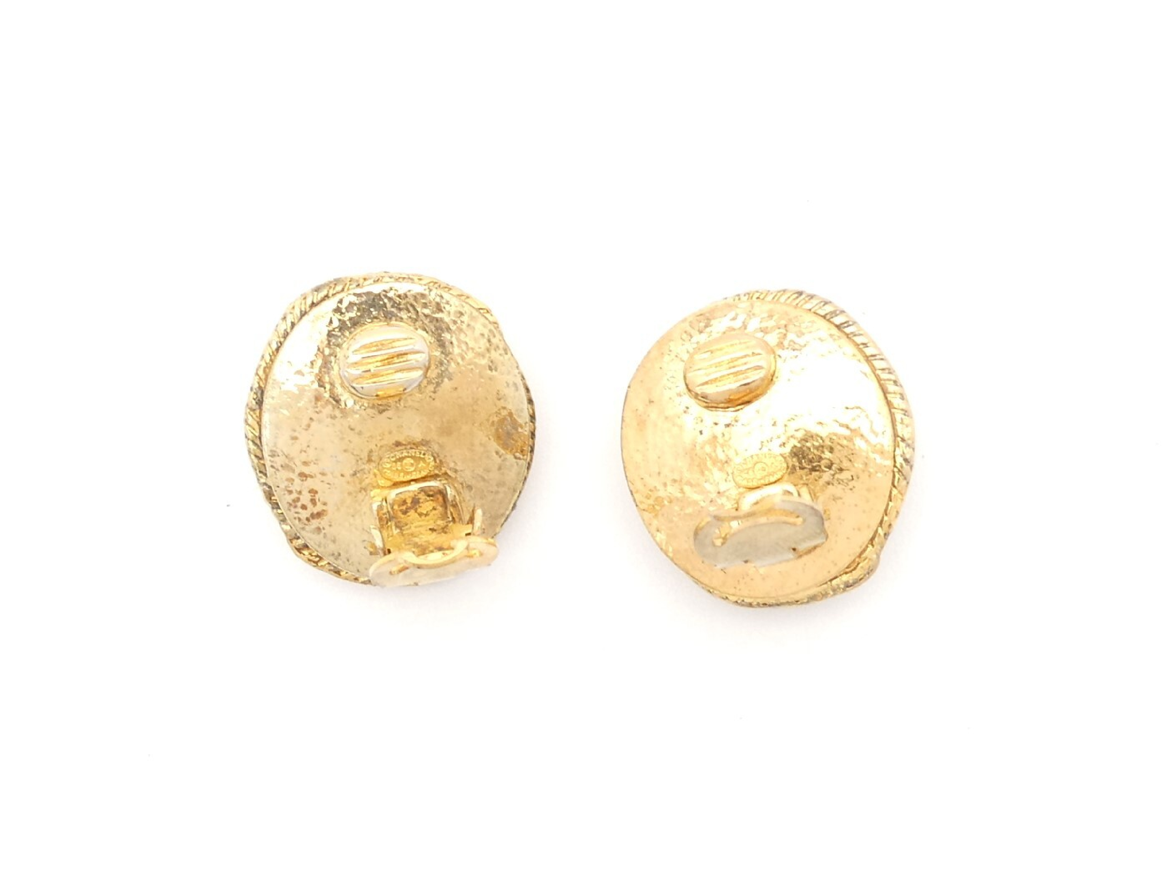 Round Gold Earrings — view 3