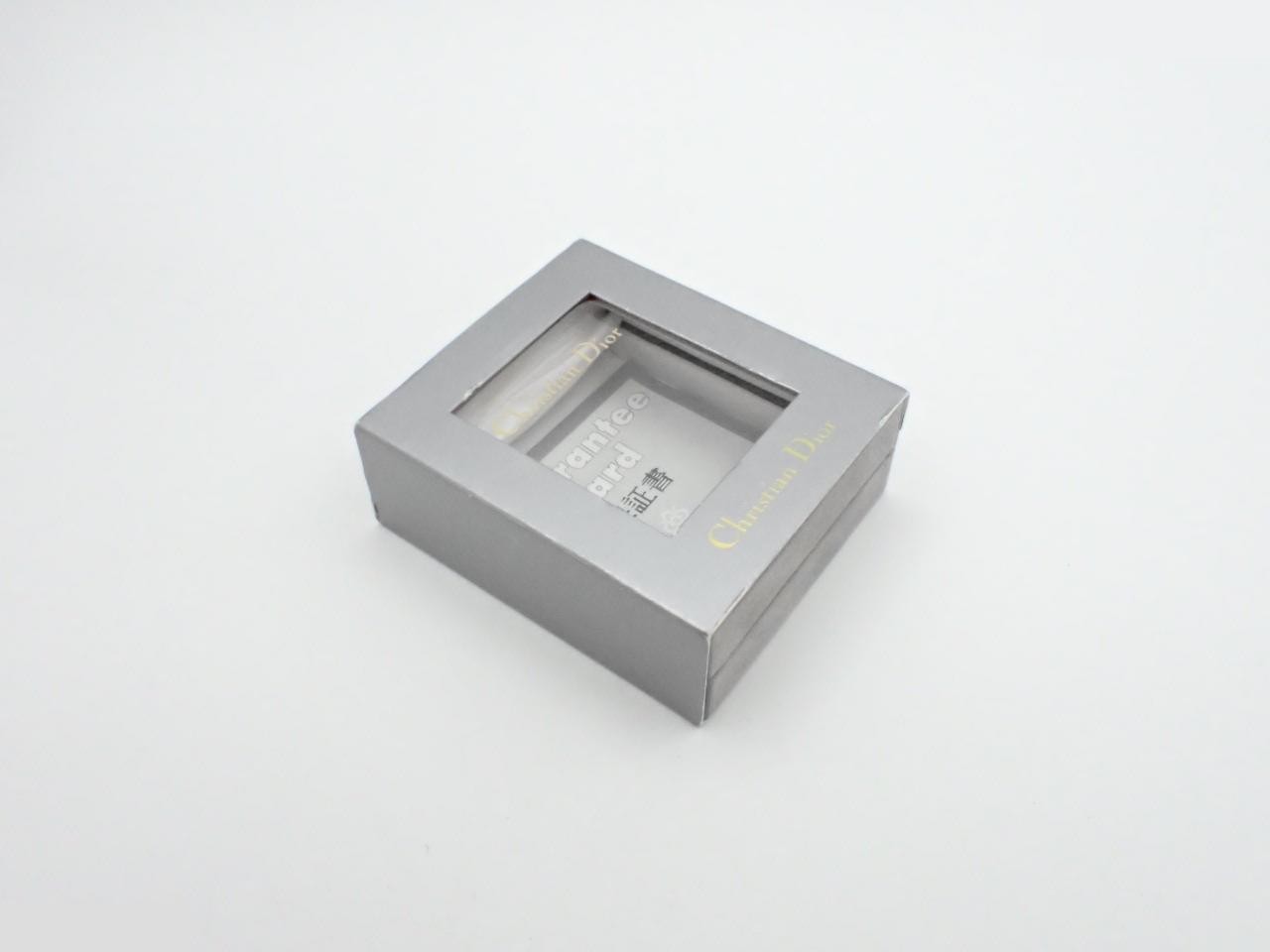 Other lines: Precious metals, necklaces, pendants, logo, gold. — view 4