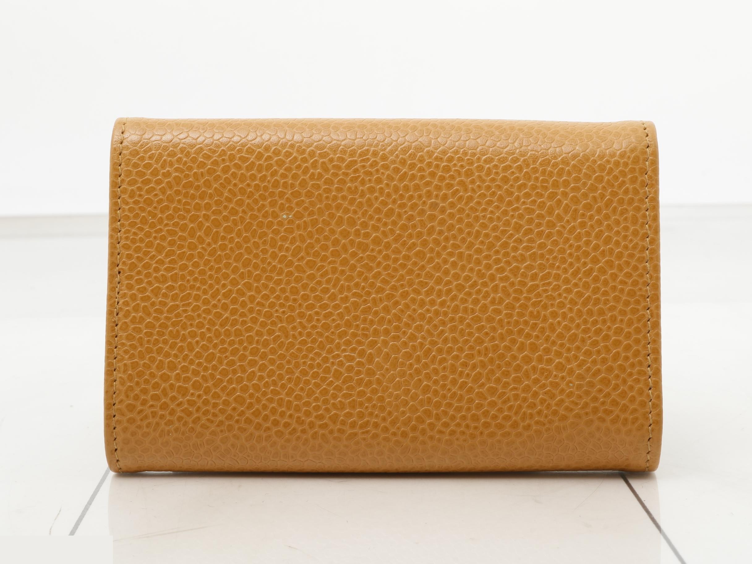 Caviar skin (bag) and key case — view 2