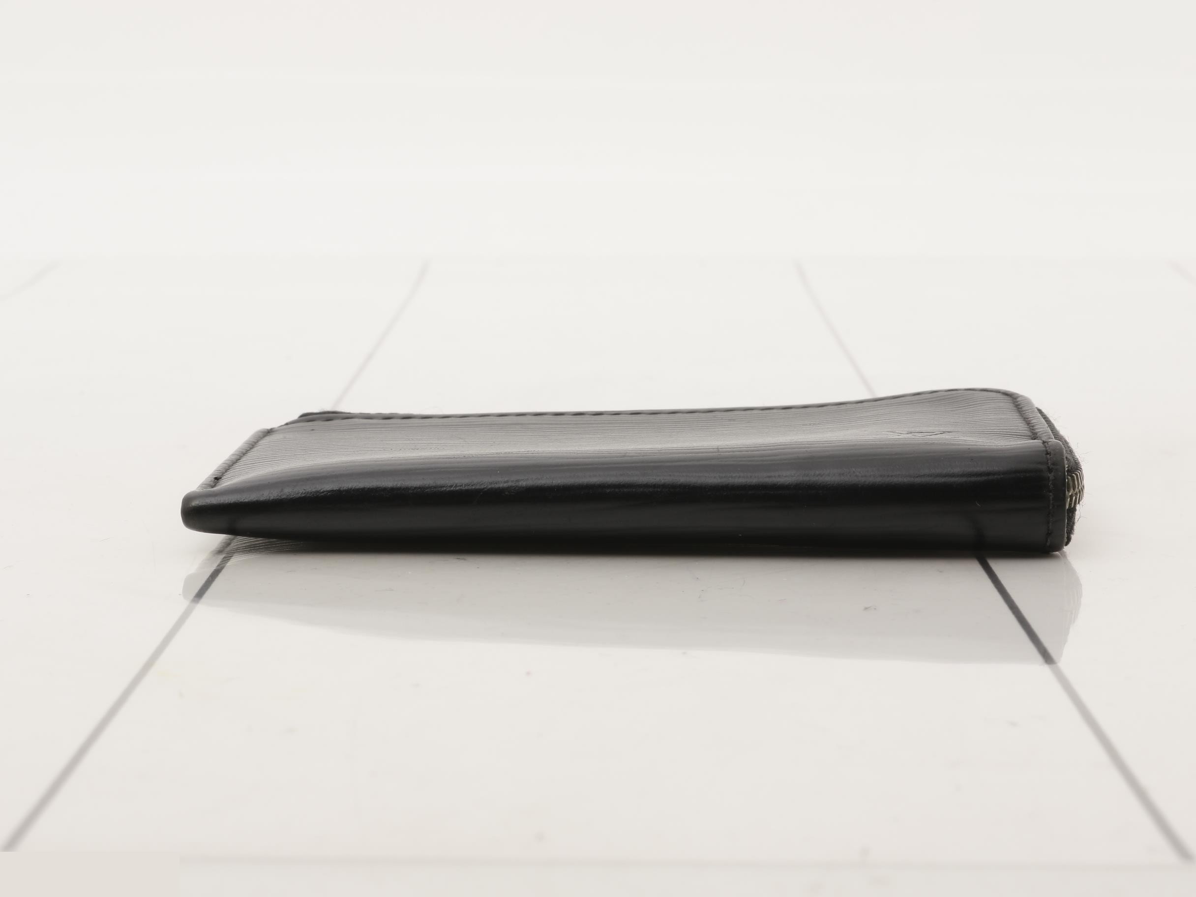 Coin case — view 3