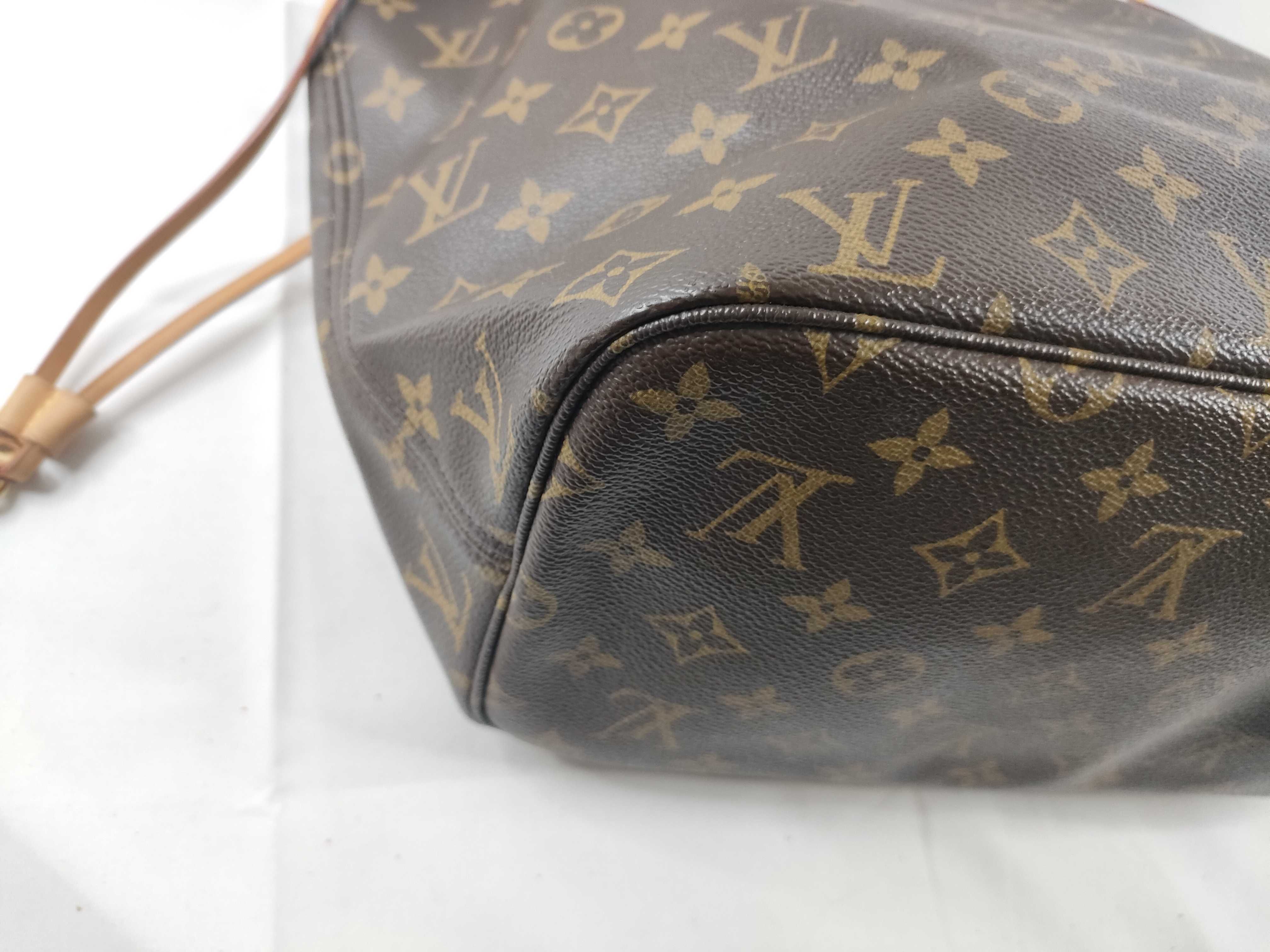 Monogram Neverfull MM Monogram Tote Bag — view 3