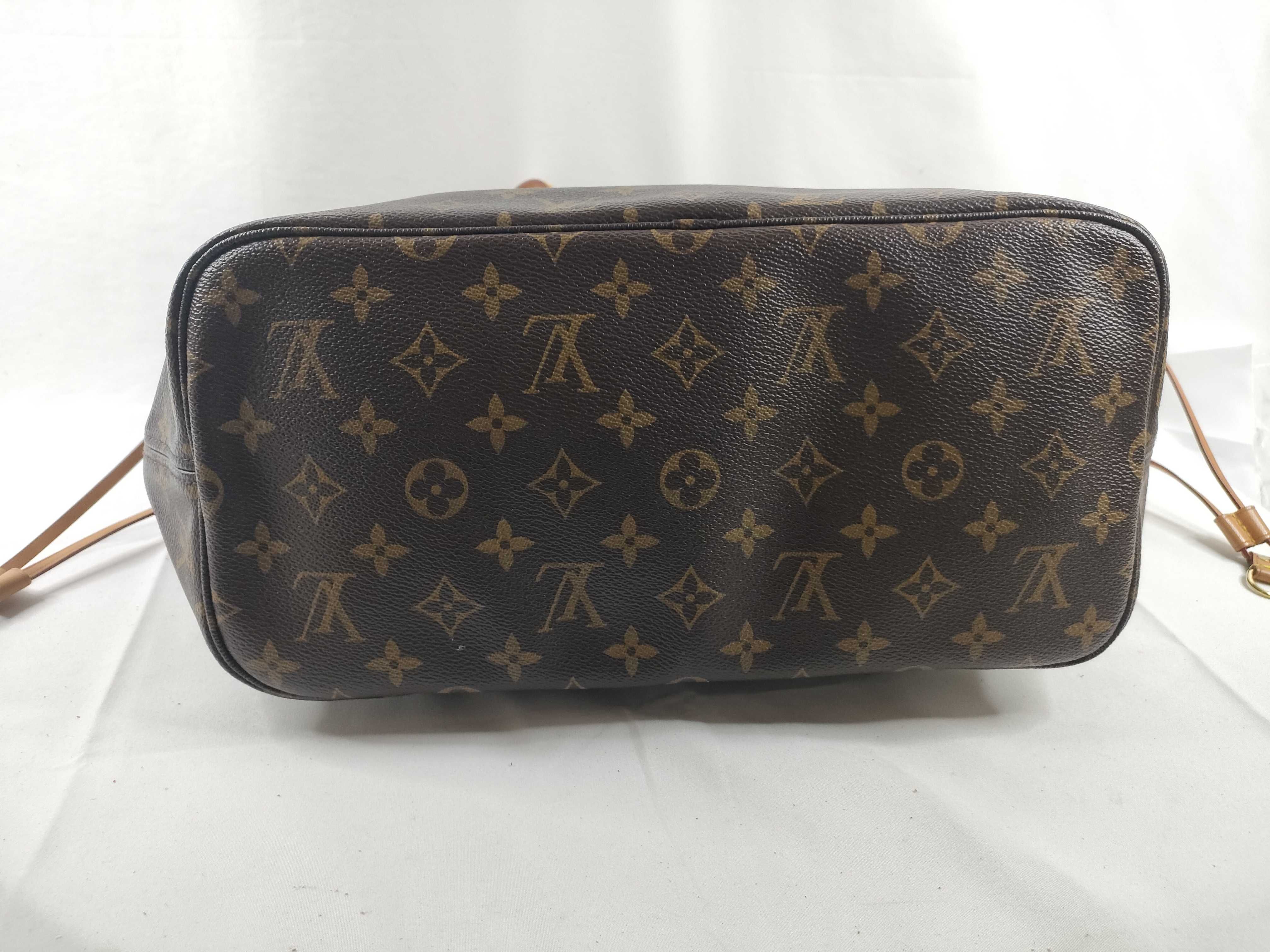 Monogram Neverfull MM Monogram Tote Bag — view 4