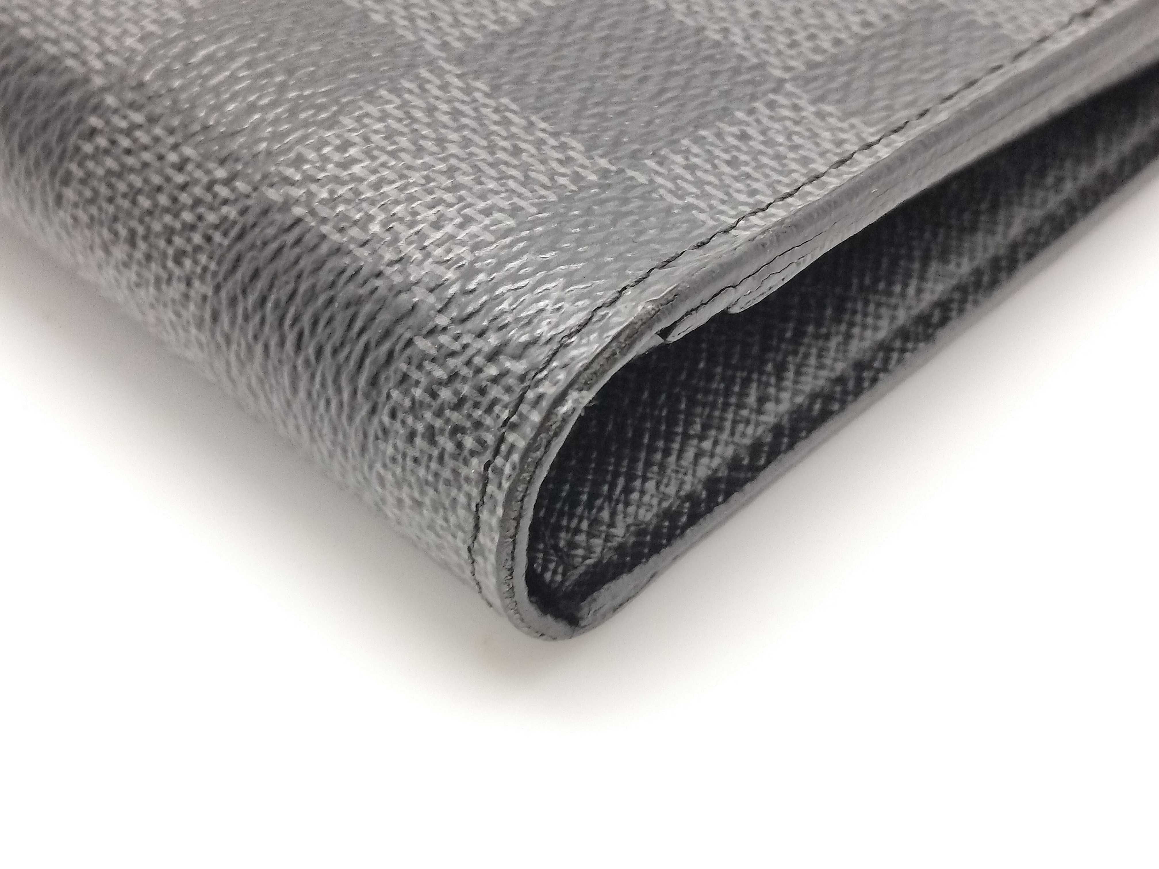 Damier Graphite Portefeuille Brazza Wallet with Initials — view 3