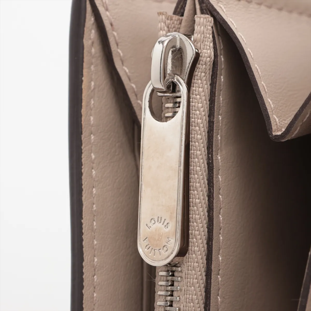 Mahina Portefeuille Iris M60144 TN2200 Beige Long Wallet — view 9