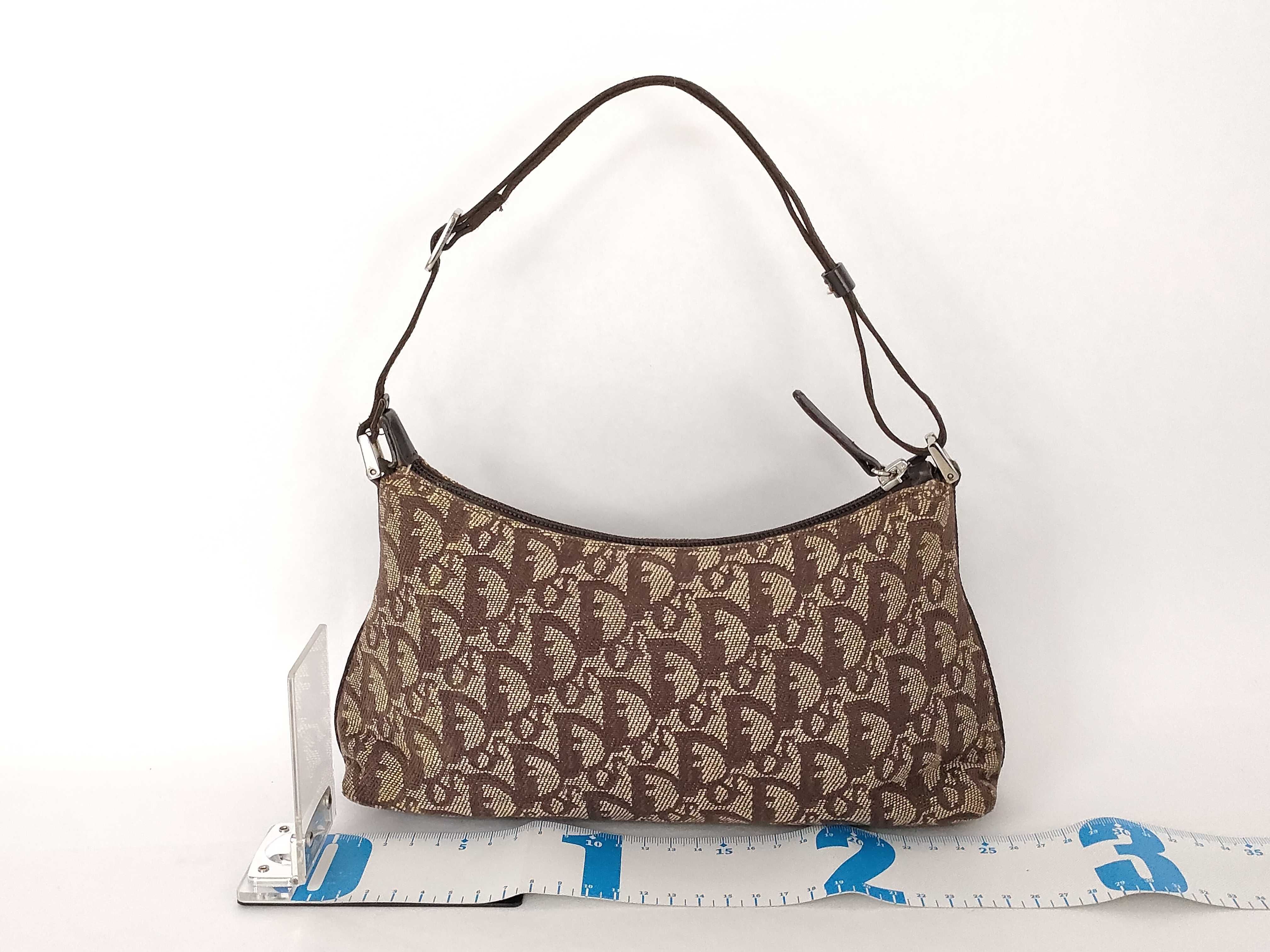 One-Shoulder Trotter Bordeaux Handbag — view 2