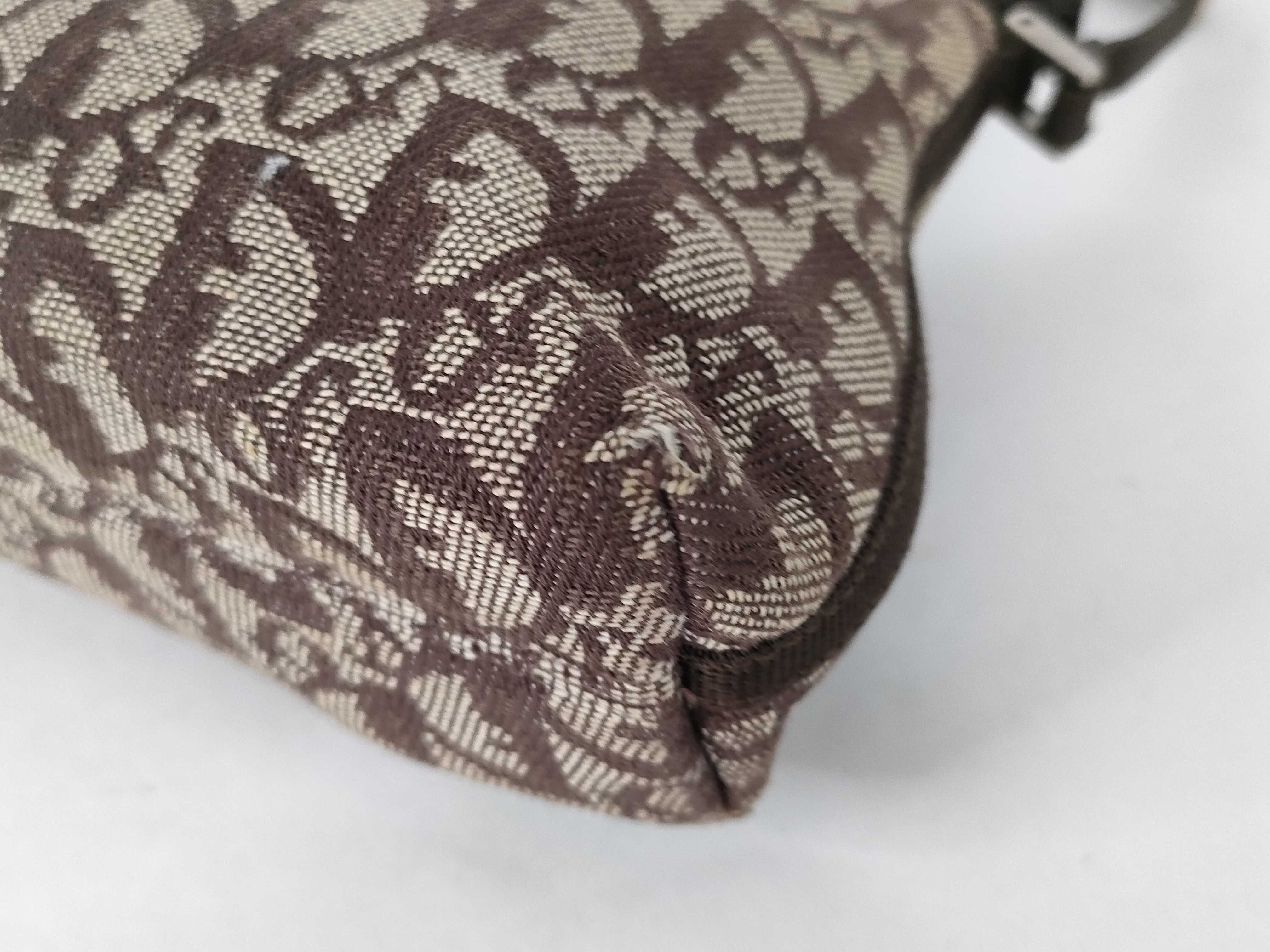 One-Shoulder Trotter Bordeaux Handbag — view 6