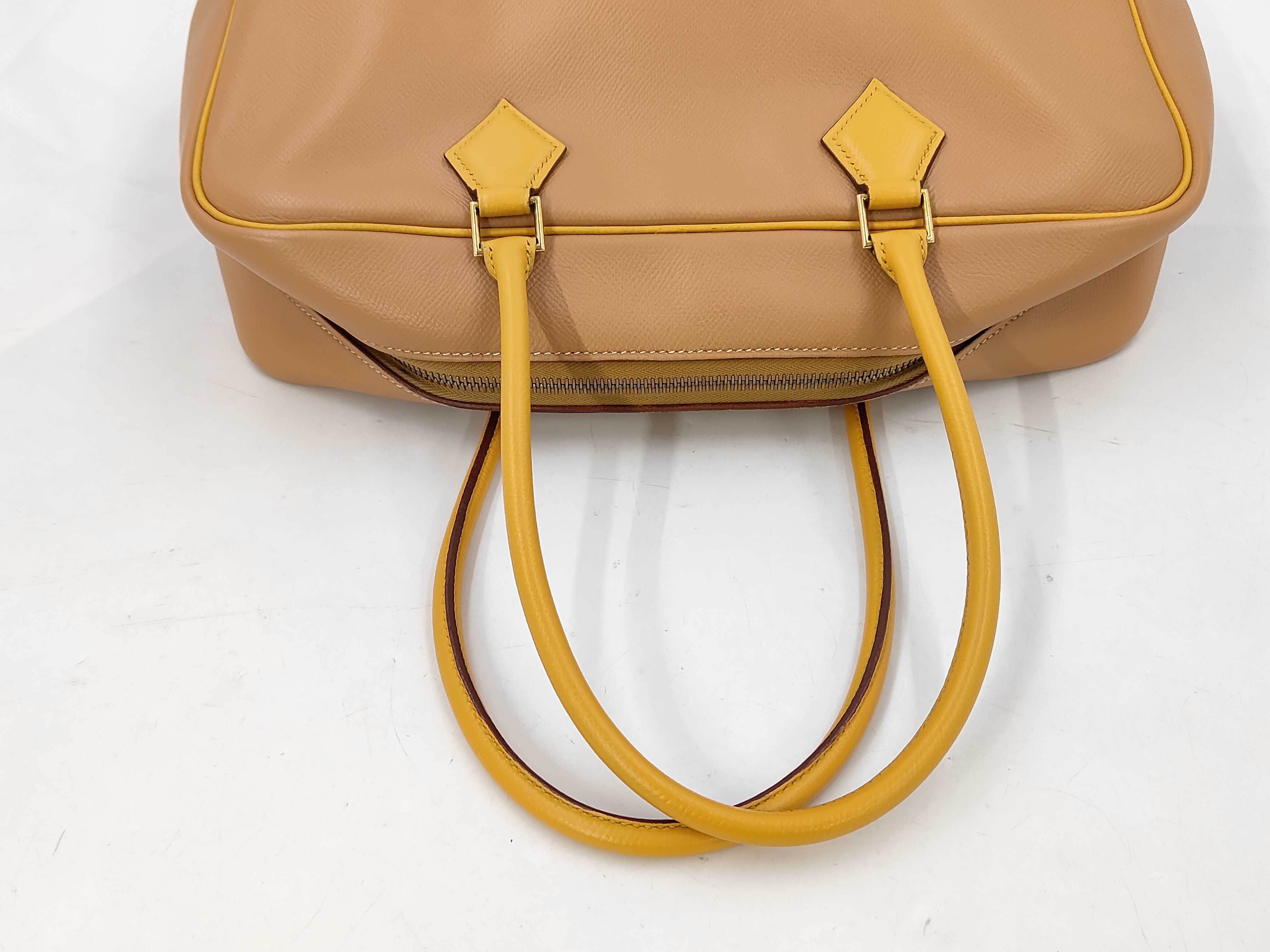 Plume 28 Tote Bag — view 3