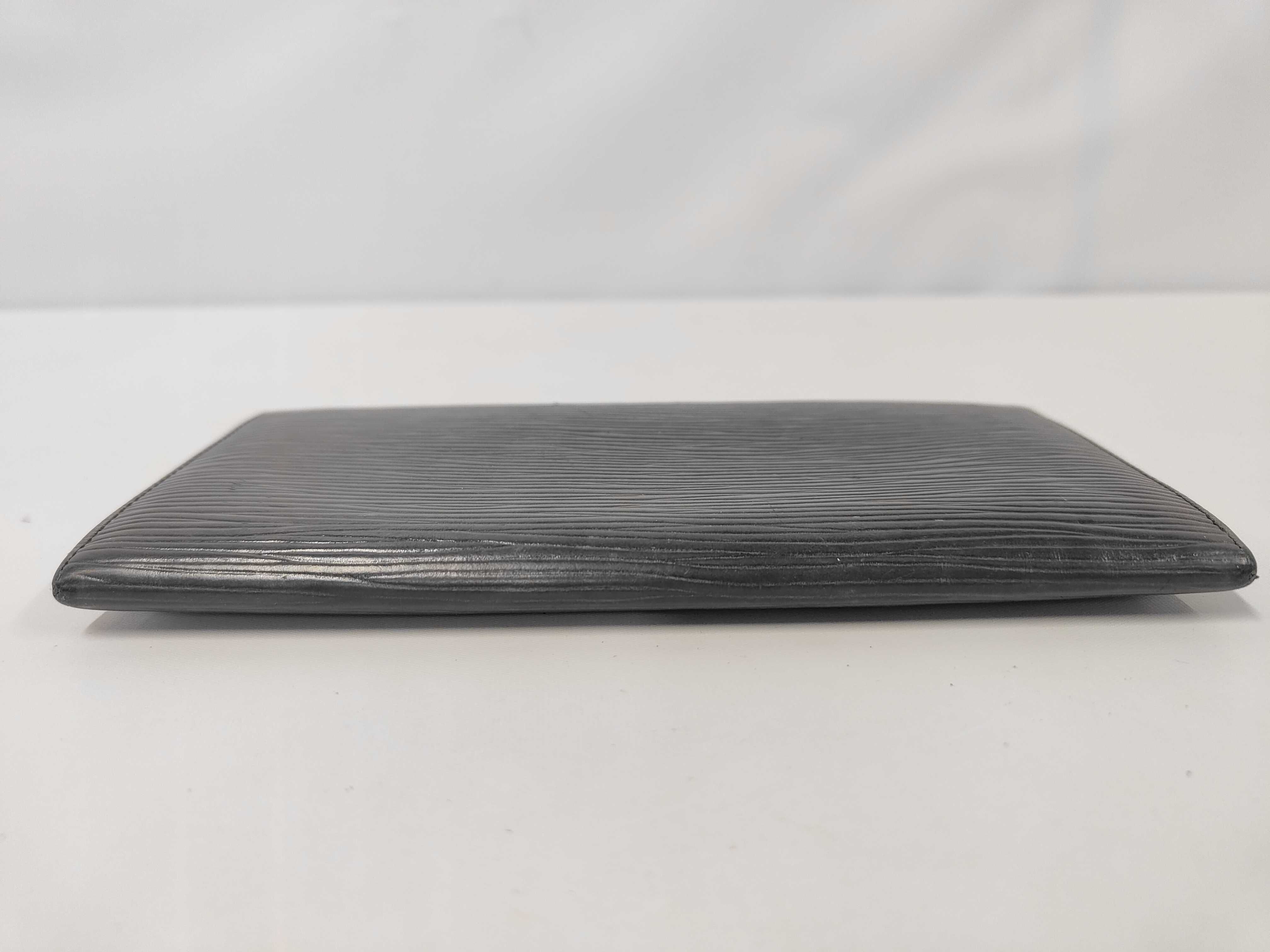 Epi / Portefeuille 3 Cartes Credit / M63532 / LO1900 / Long Wallet / Leather Billfold — view 4