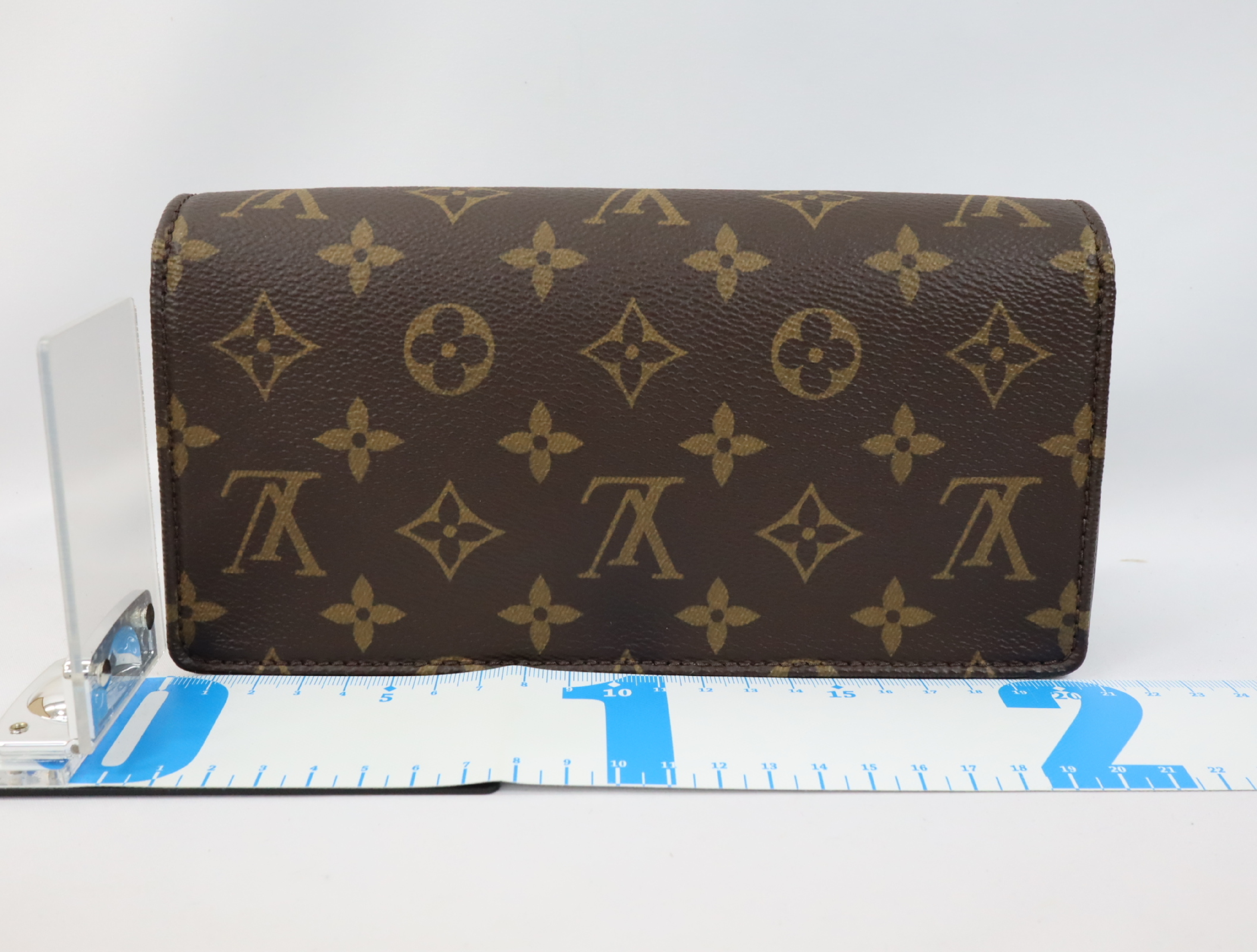 Monogram Wallet on Chain Lily M82509 Shoulder Bag (RFID detected) — view 2