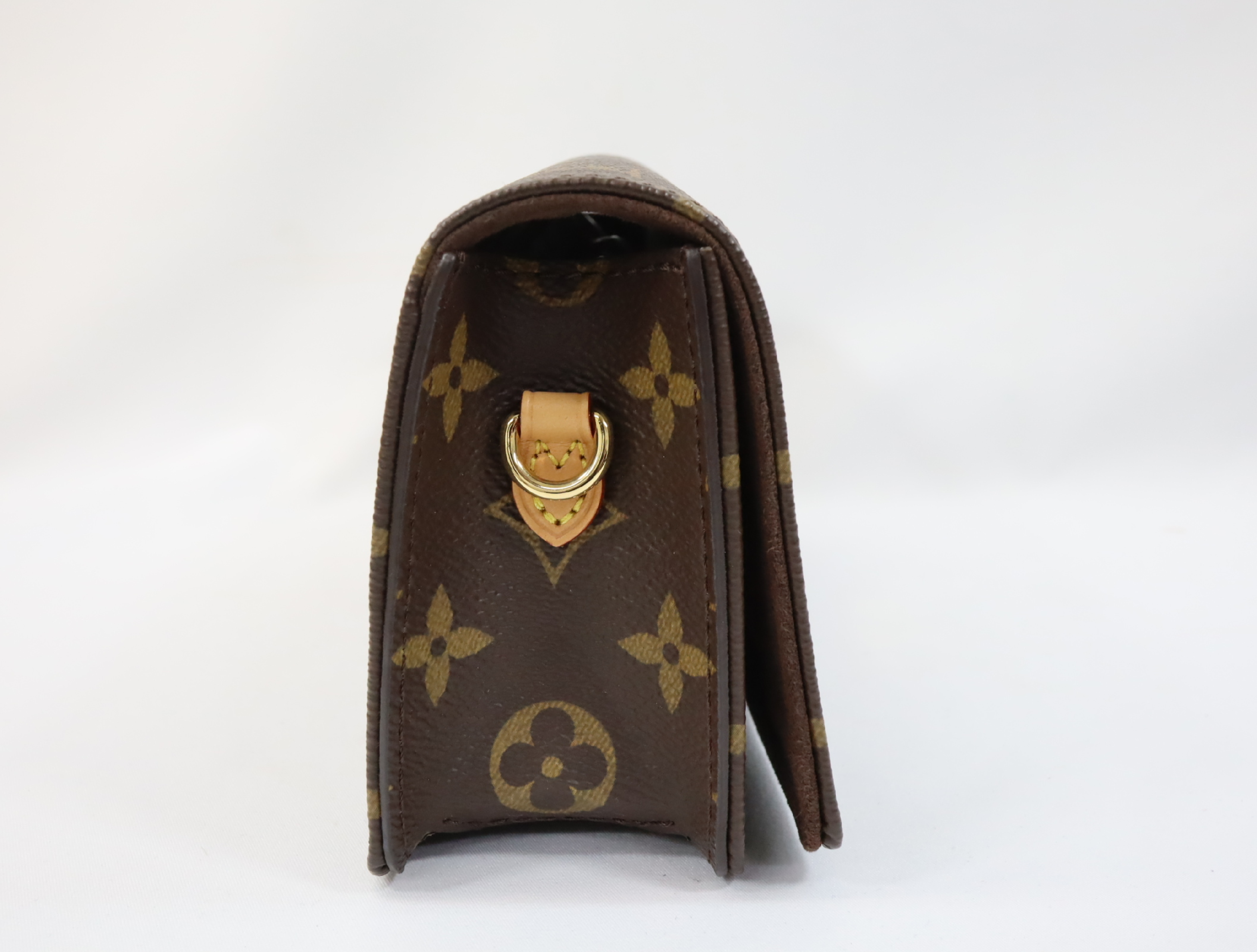 Monogram Wallet on Chain Lily M82509 Shoulder Bag (RFID detected) — view 4