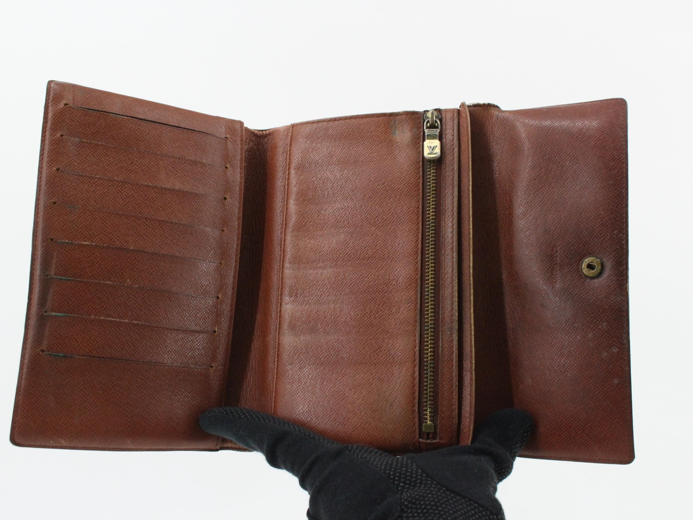 M60135 Pochette Passeport Tri-fold Wallet Monogram Brown — view 4