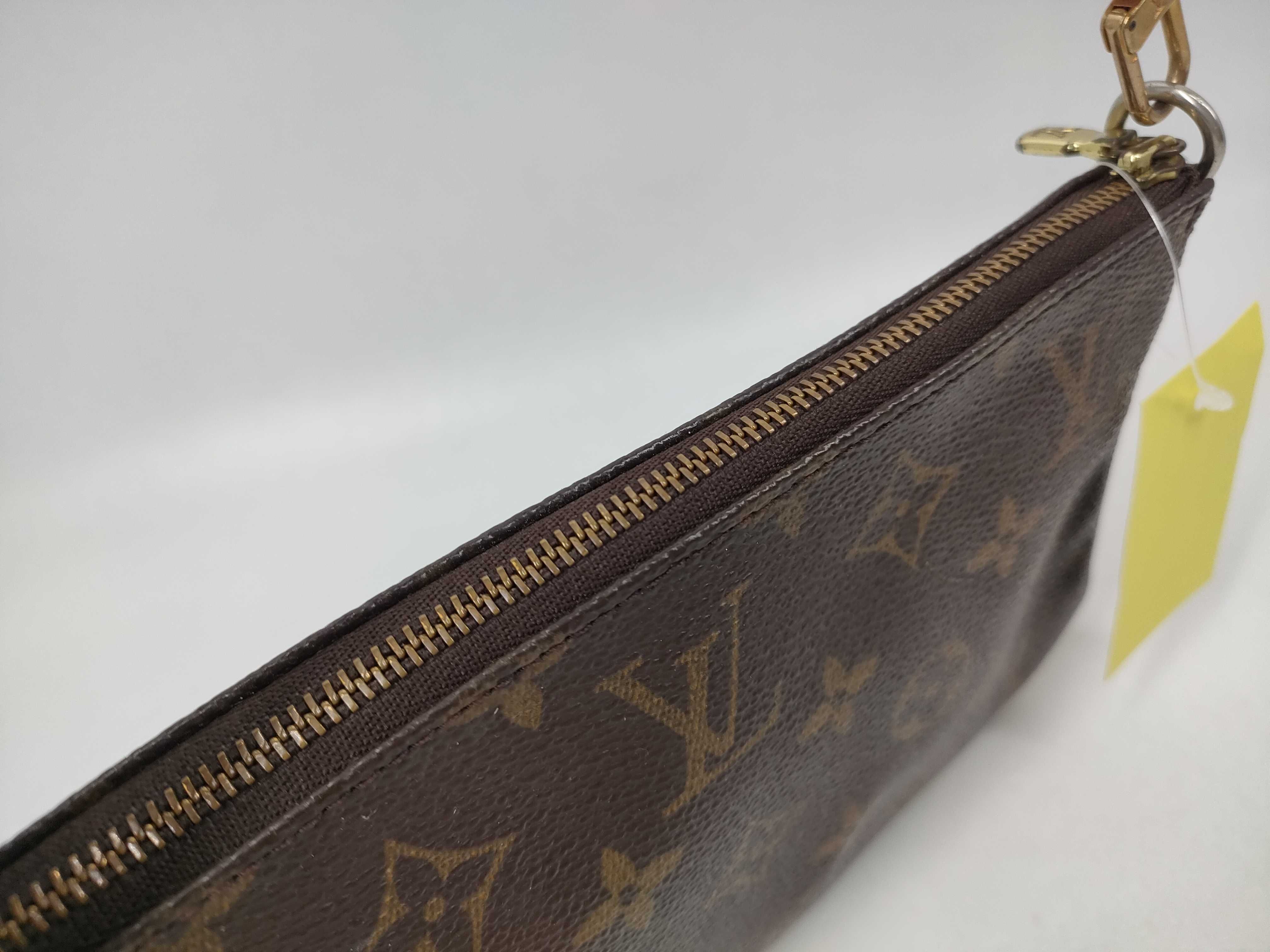 Monogram Accessoires Pouch — view 6