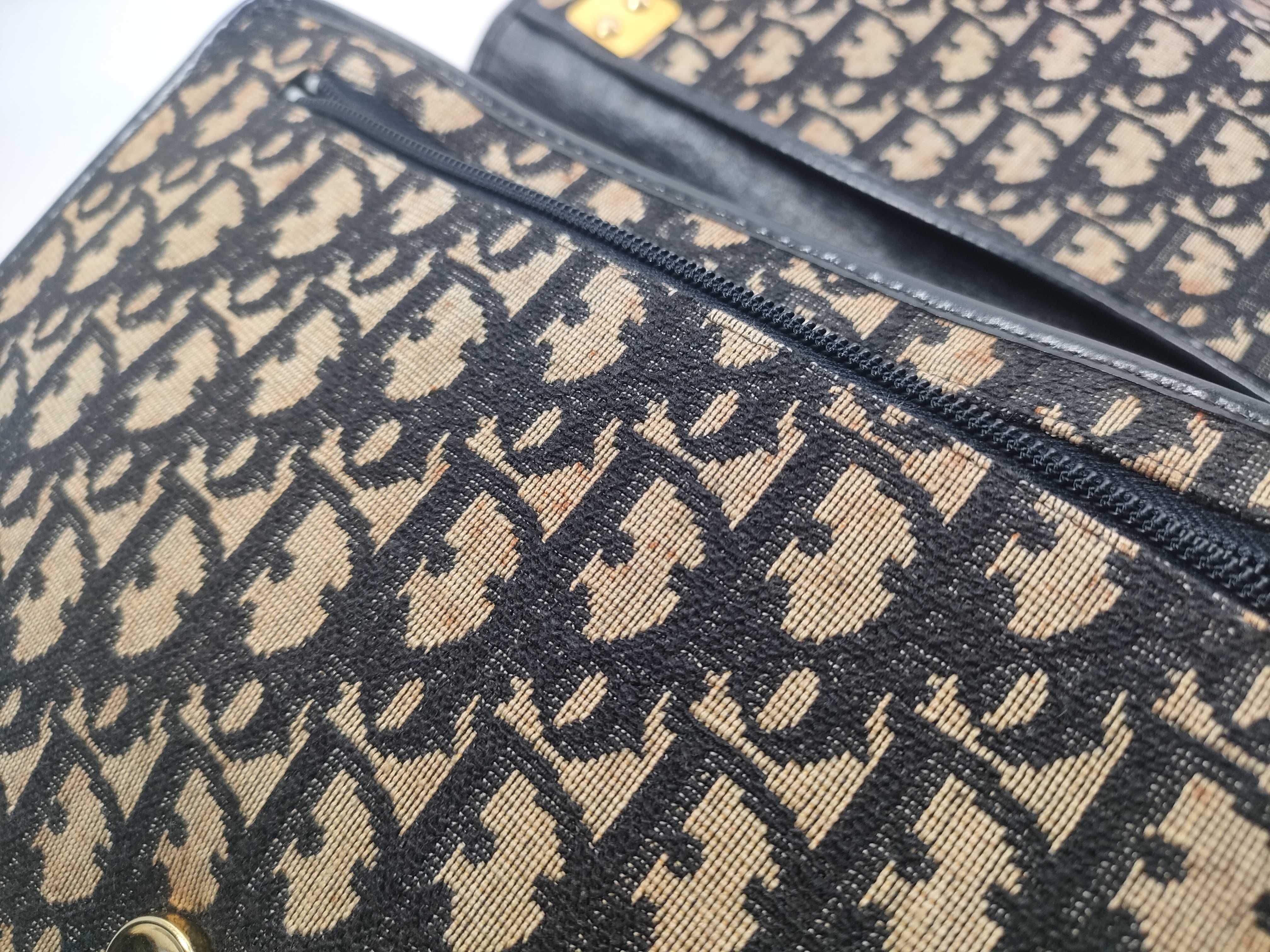 Trotter CD Logo Trotter Shoulder Bag — view 10