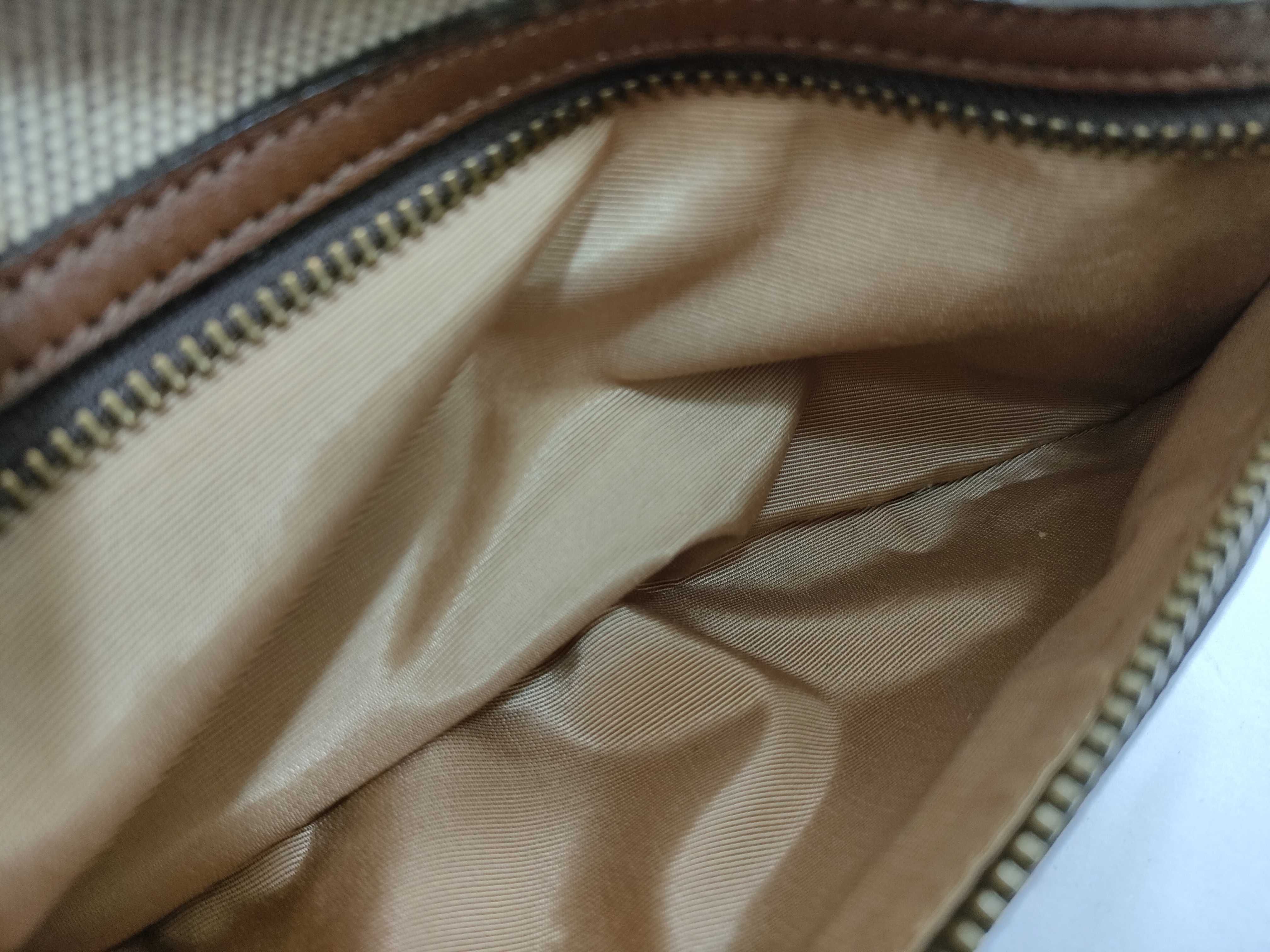 Blue Label Shoulder Bag — view 9