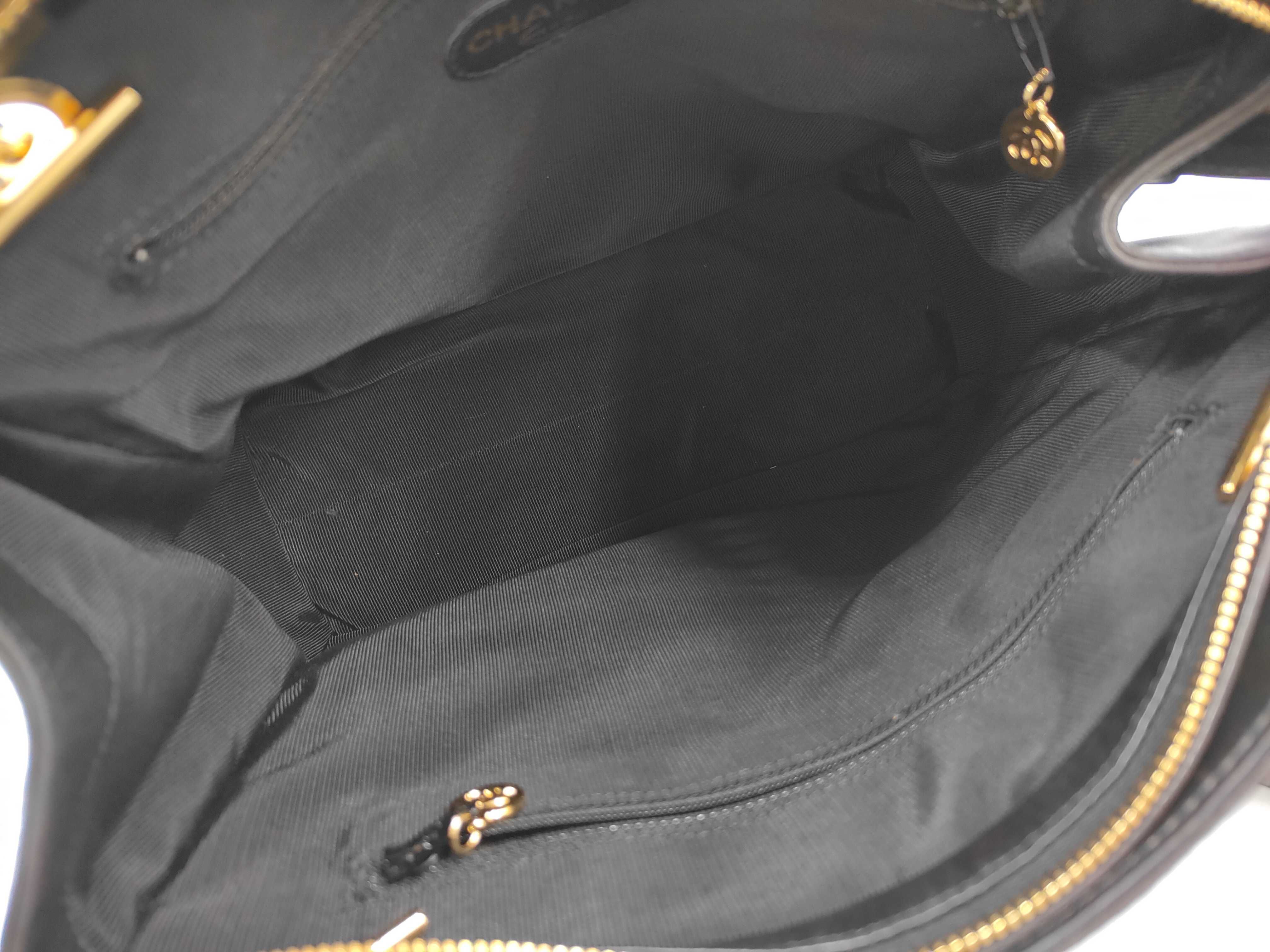 Lambskin Large Coco Gold Chain Tote Bag (Series 4) — view 9