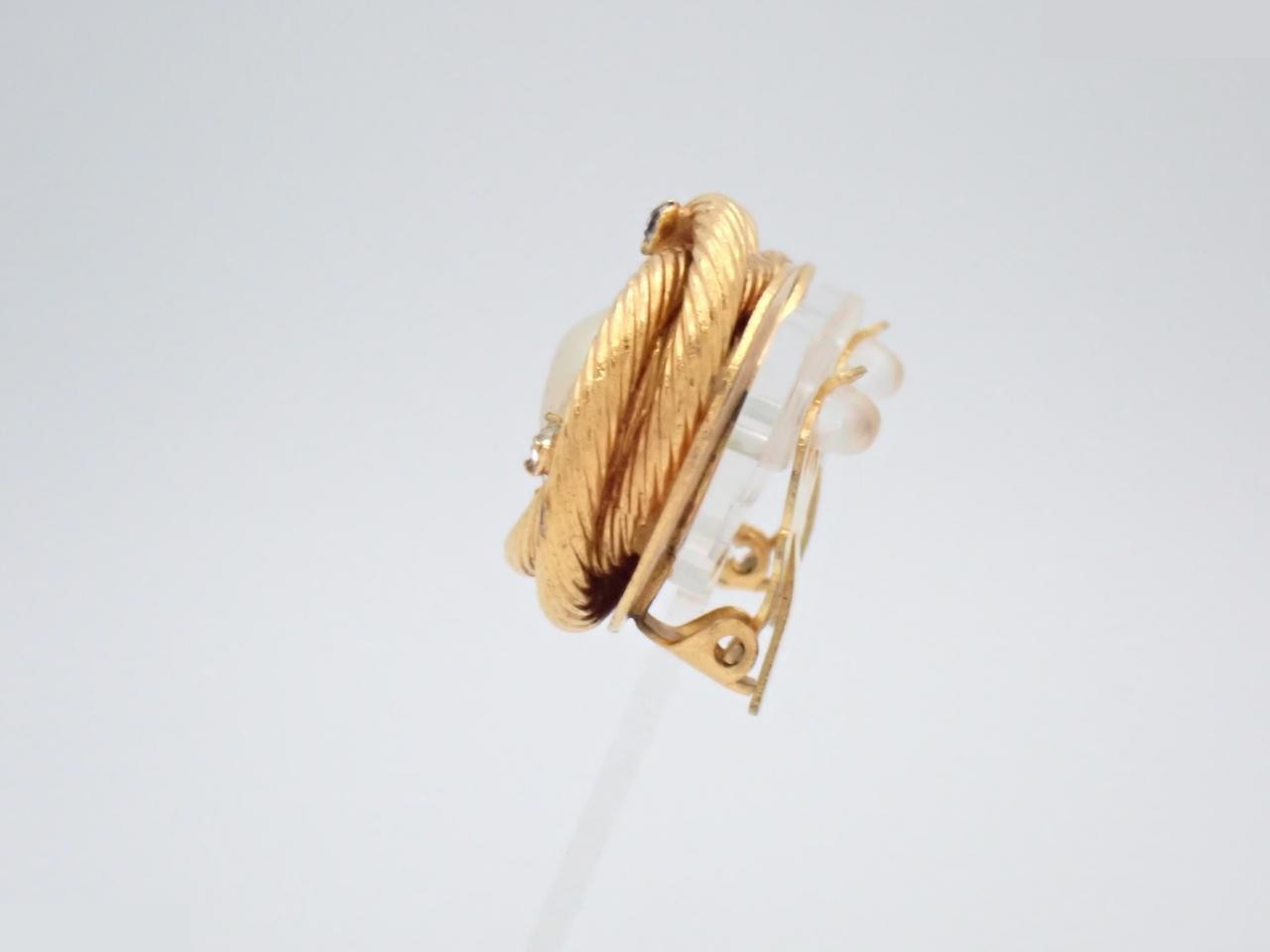 Earrings — view 3