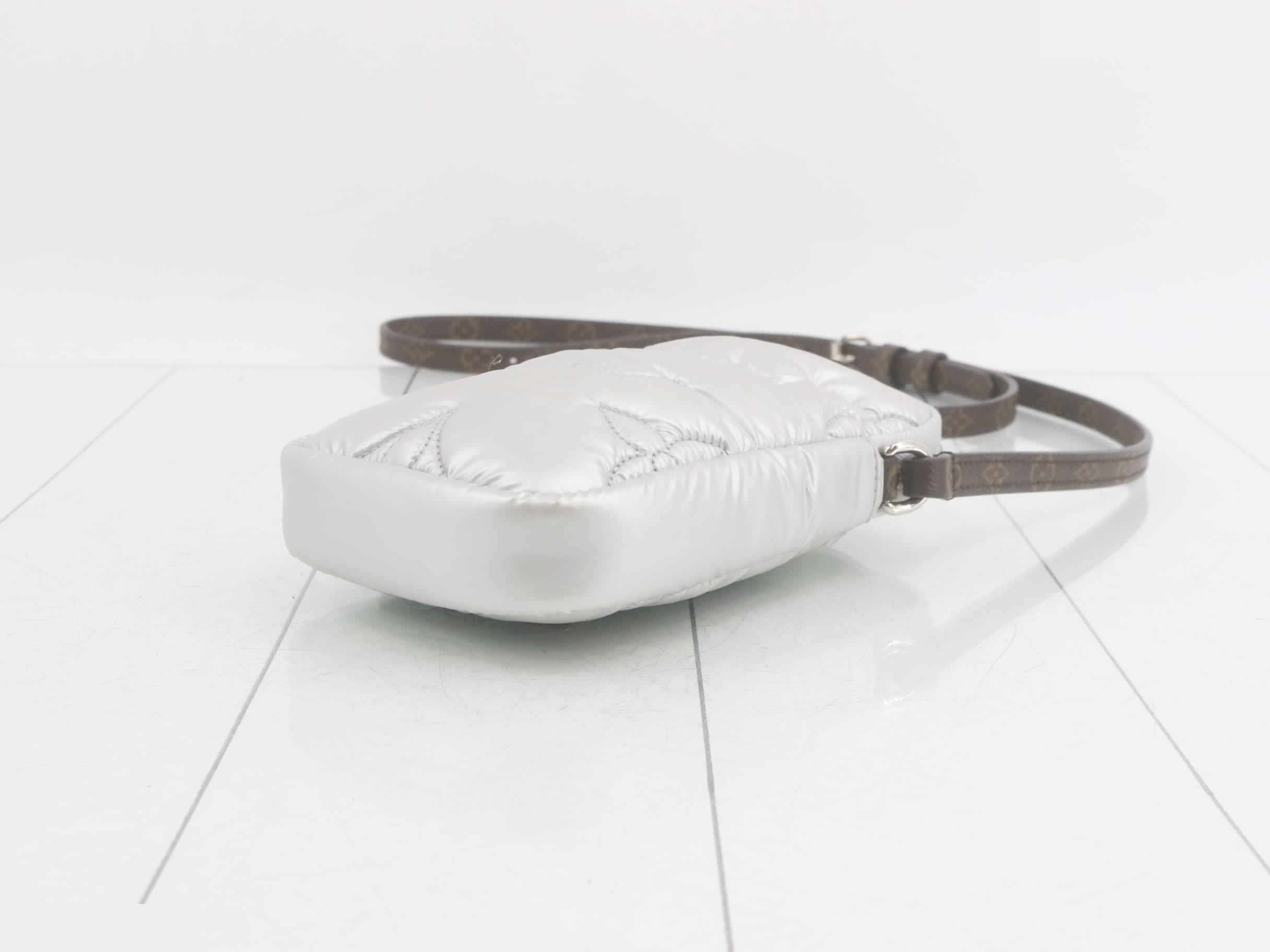 LV Pillow Phone Pouch M81716 — view 6
