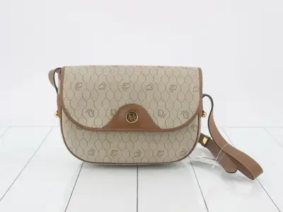 Honeycomb Shoulder Bag