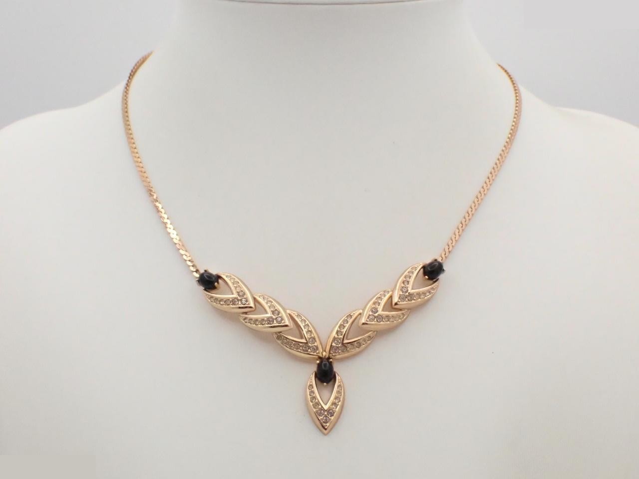 Other lines: Precious metals, necklaces, pendants, chain approximately 44cm — view 3