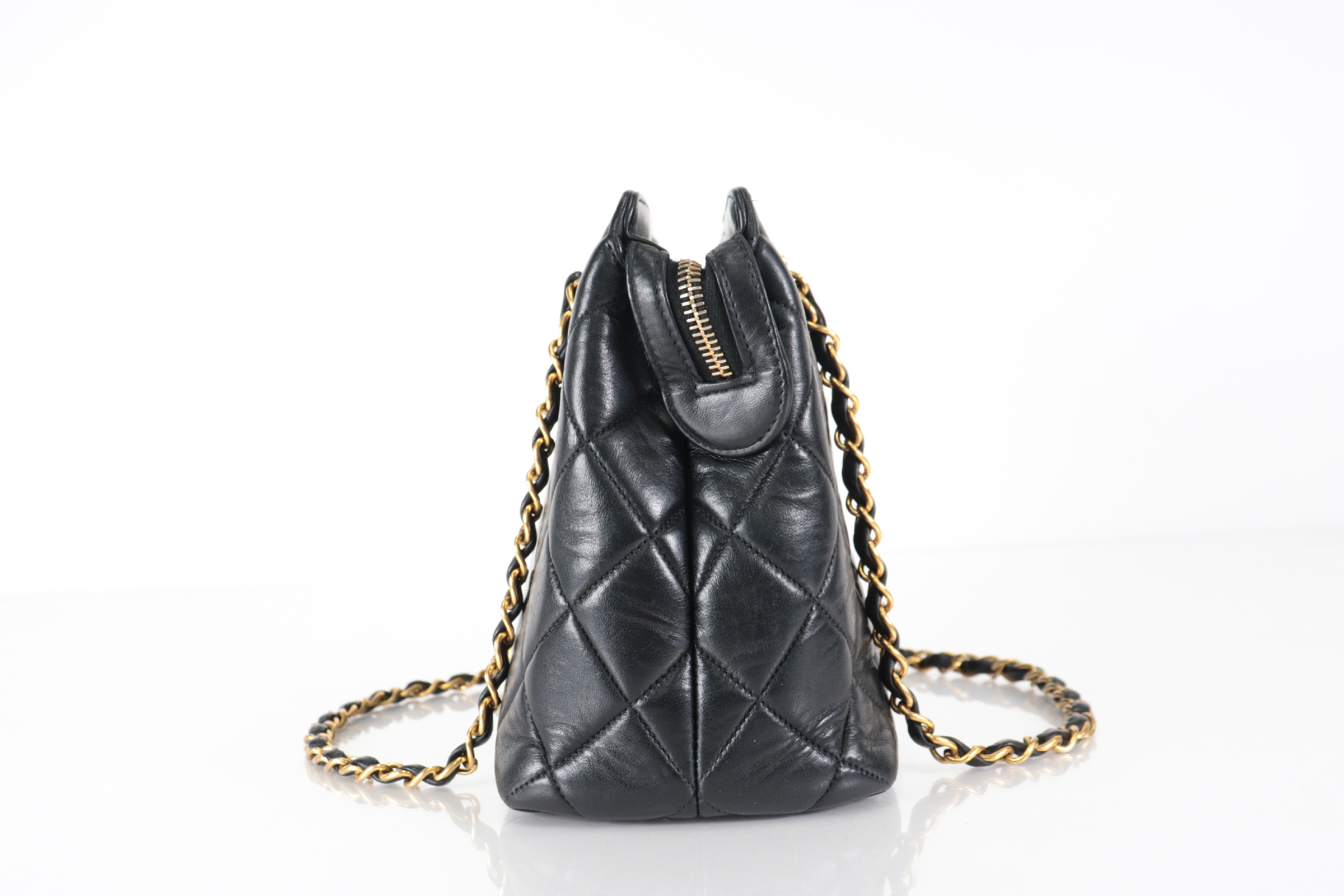 Matelassé Lambskin Chain Tote Bag — view 5
