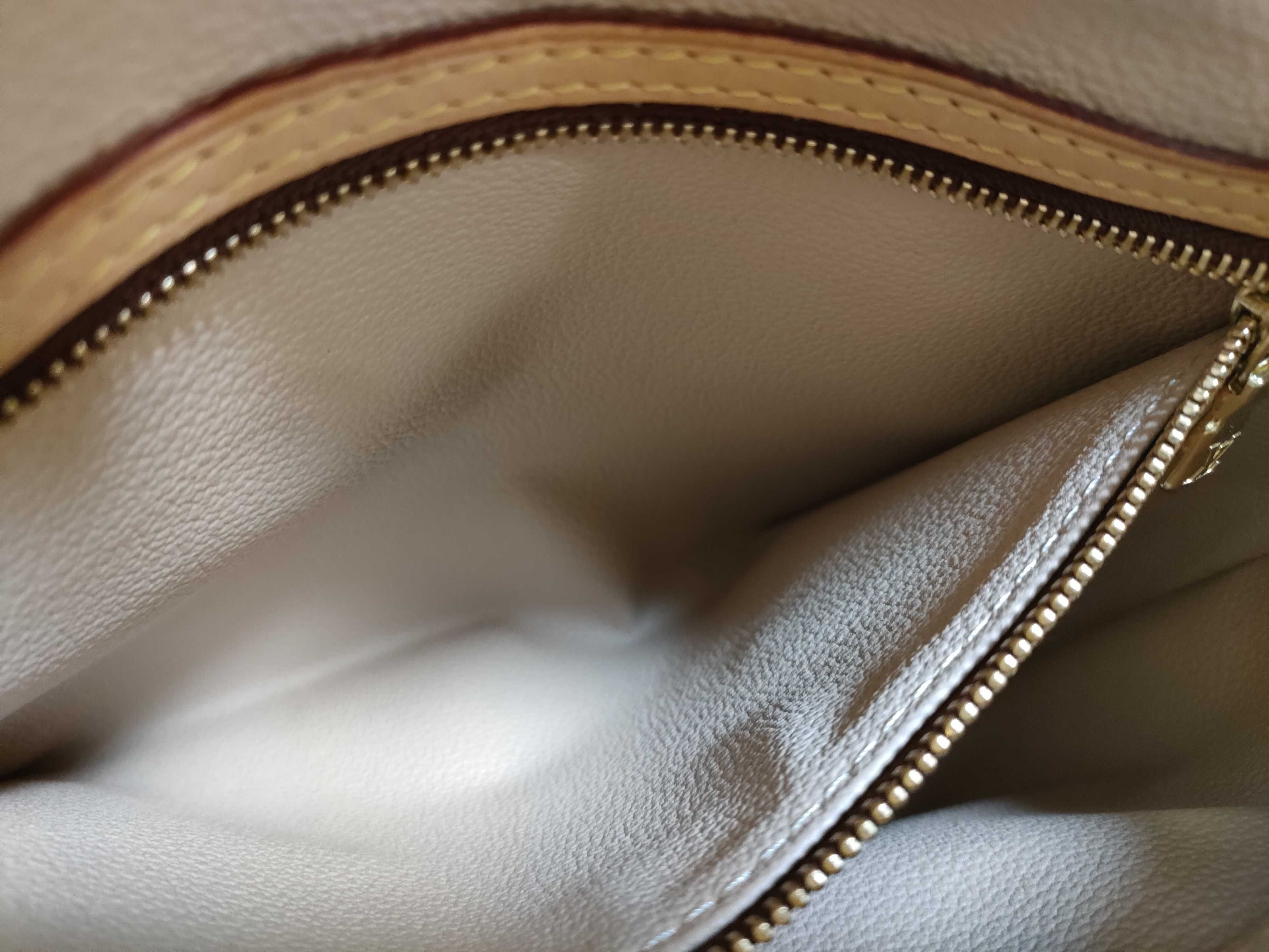 Monogram Bucket PM M42238 OK3142 Brown Tote Bag — view 10