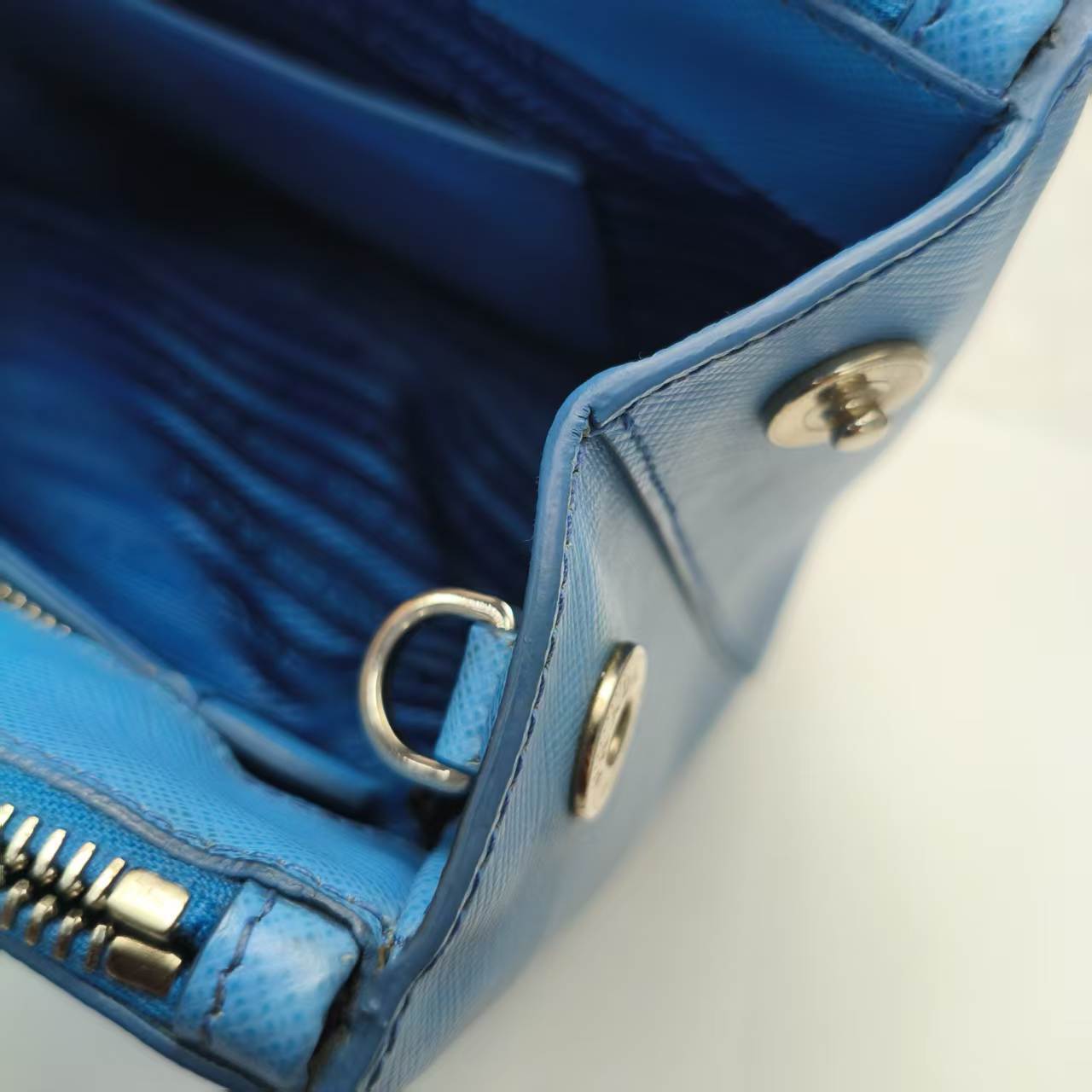 【*Shipped from: China*】PRADA Leather Shoulder Bag — view 12
