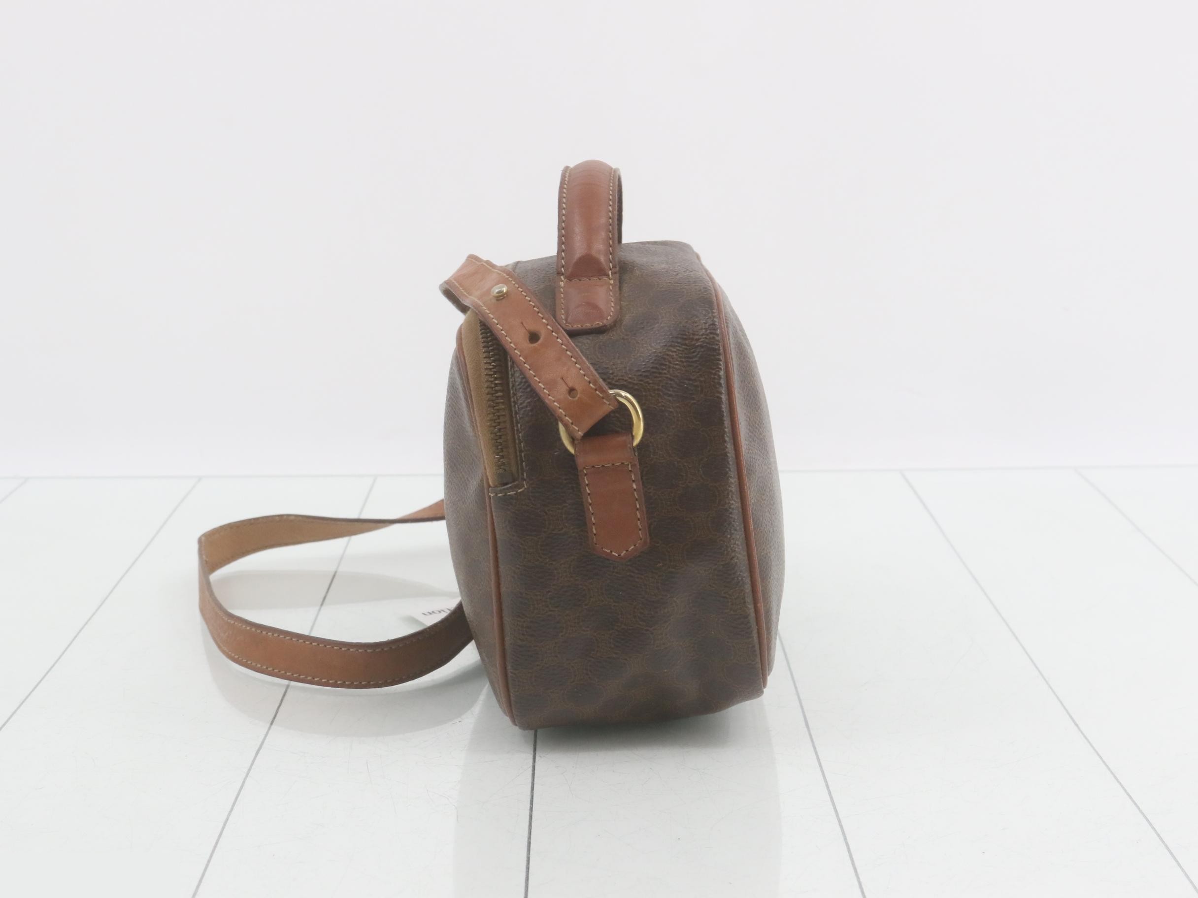 Other items in the line: Bags - 2-way handbag with long strap, brown — view 3