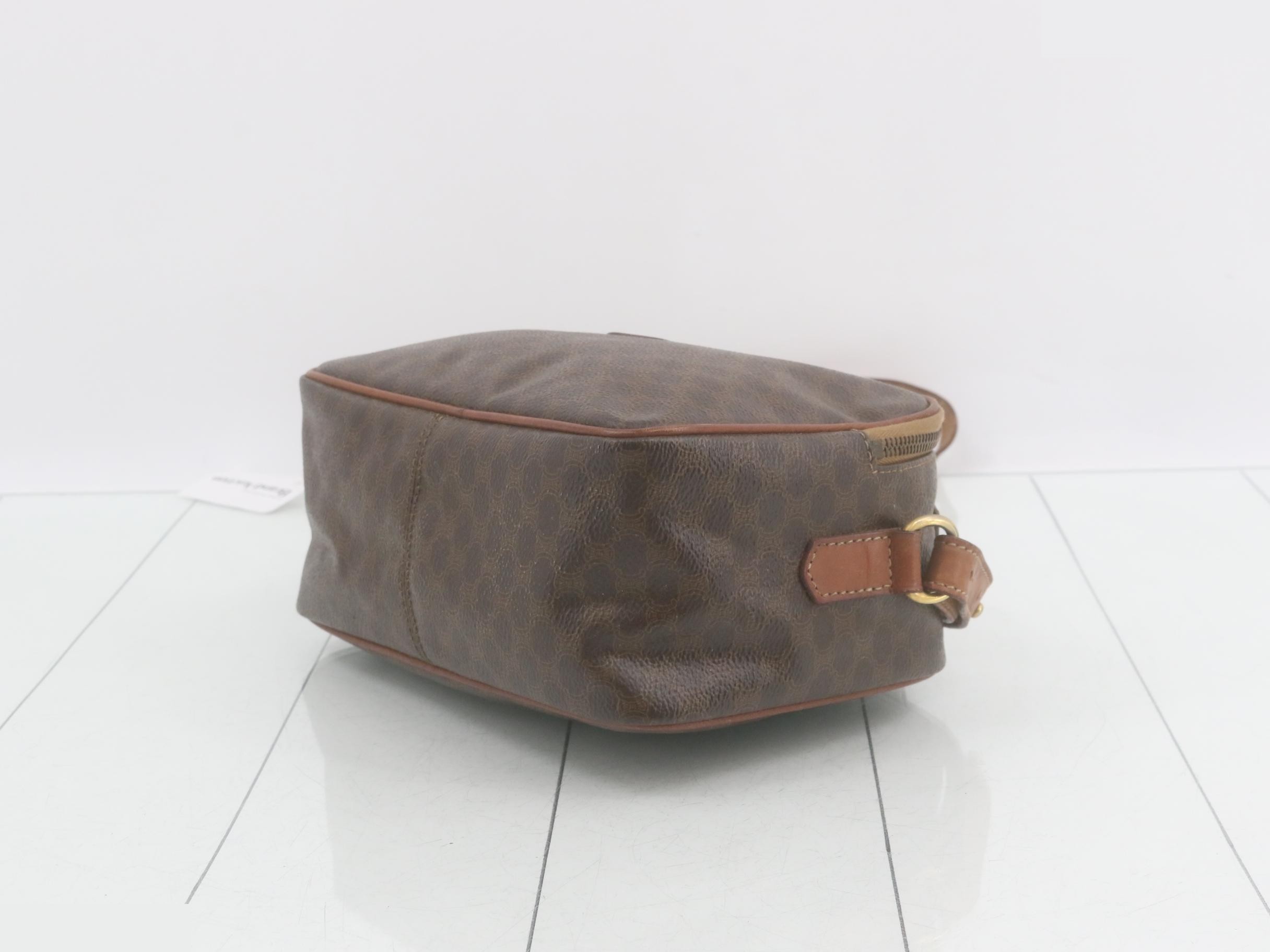 Other items in the line: Bags - 2-way handbag with long strap, brown — view 6