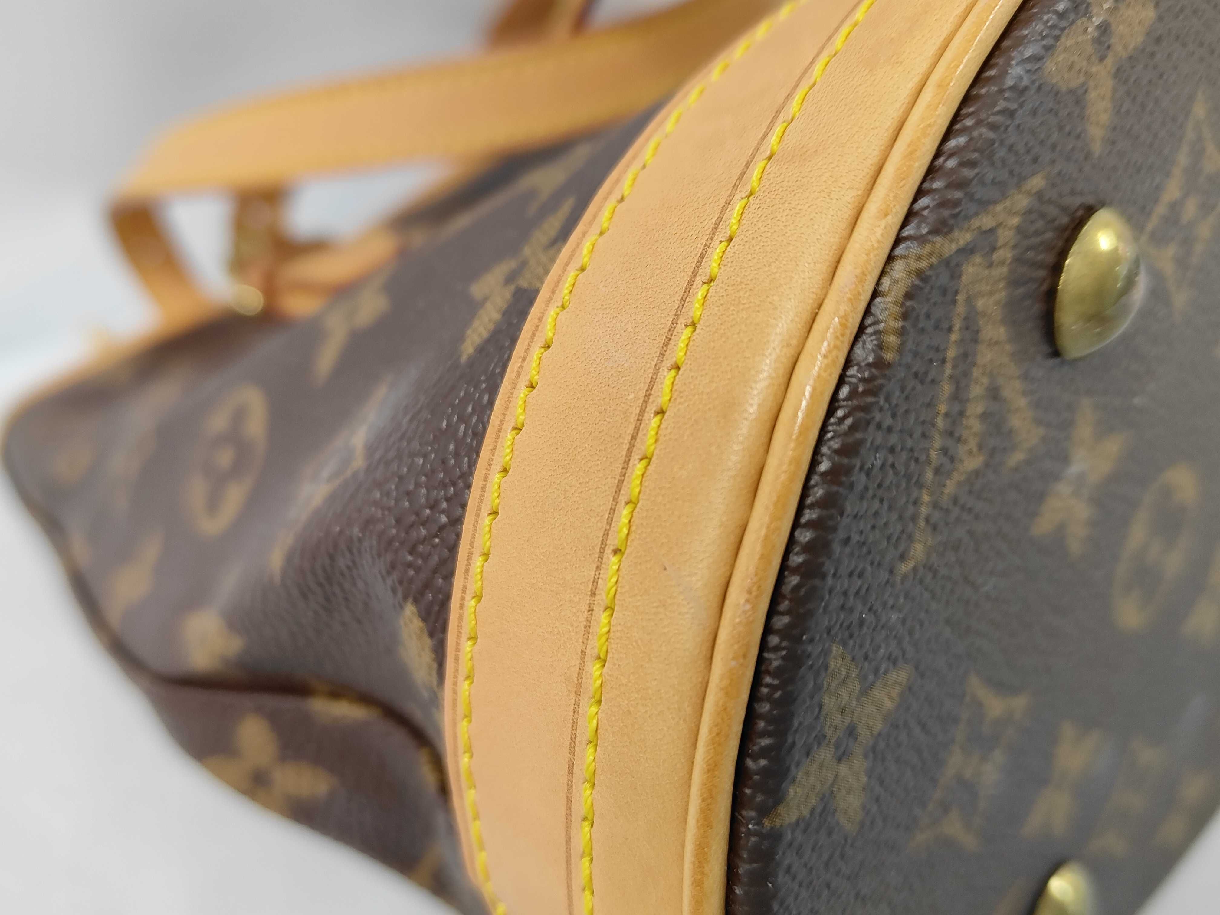 Monogram Bucket PM M42238 Tote Bag — view 4