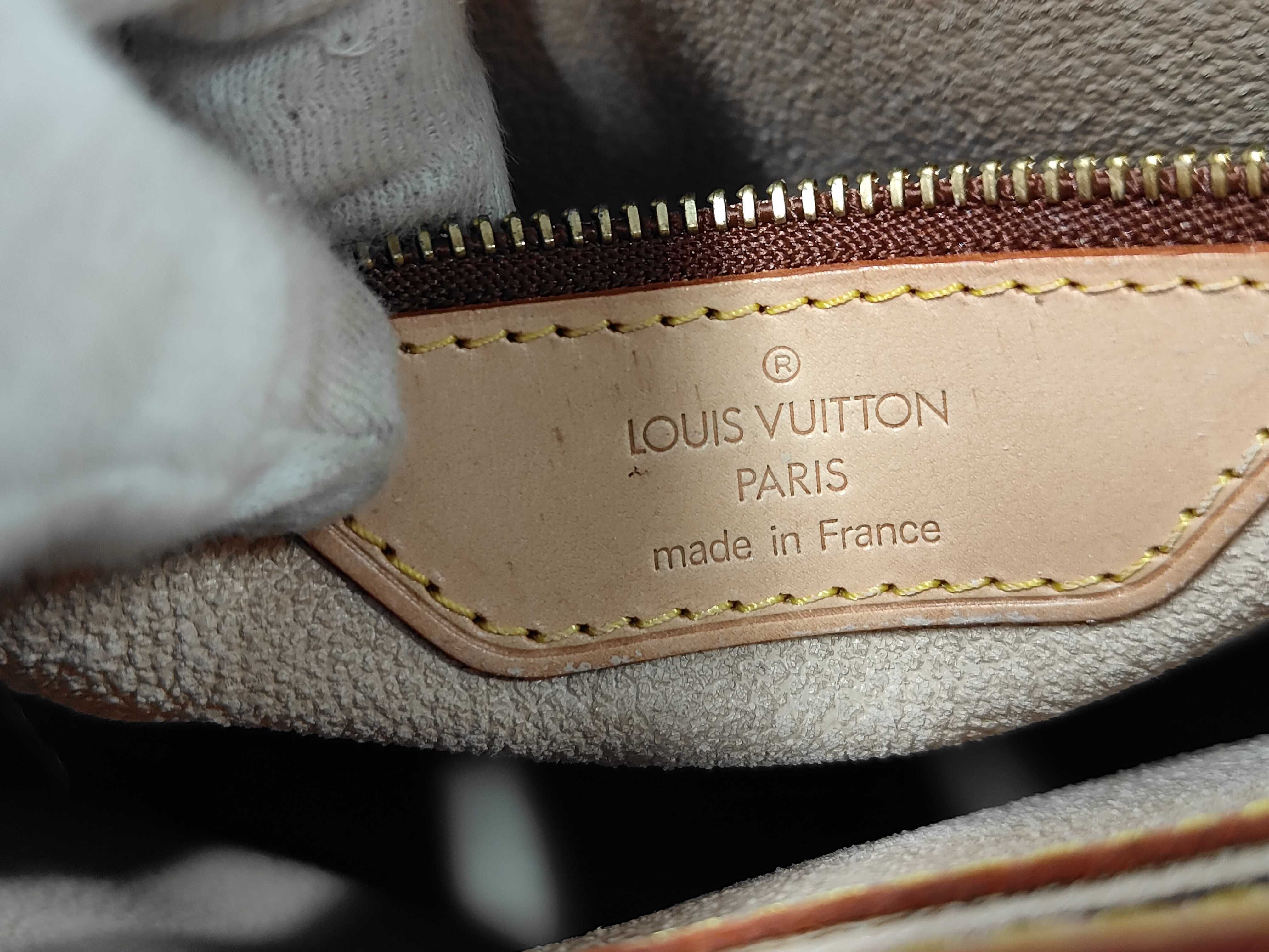 Monogram Bucket PM M42238 Tote Bag — view 10