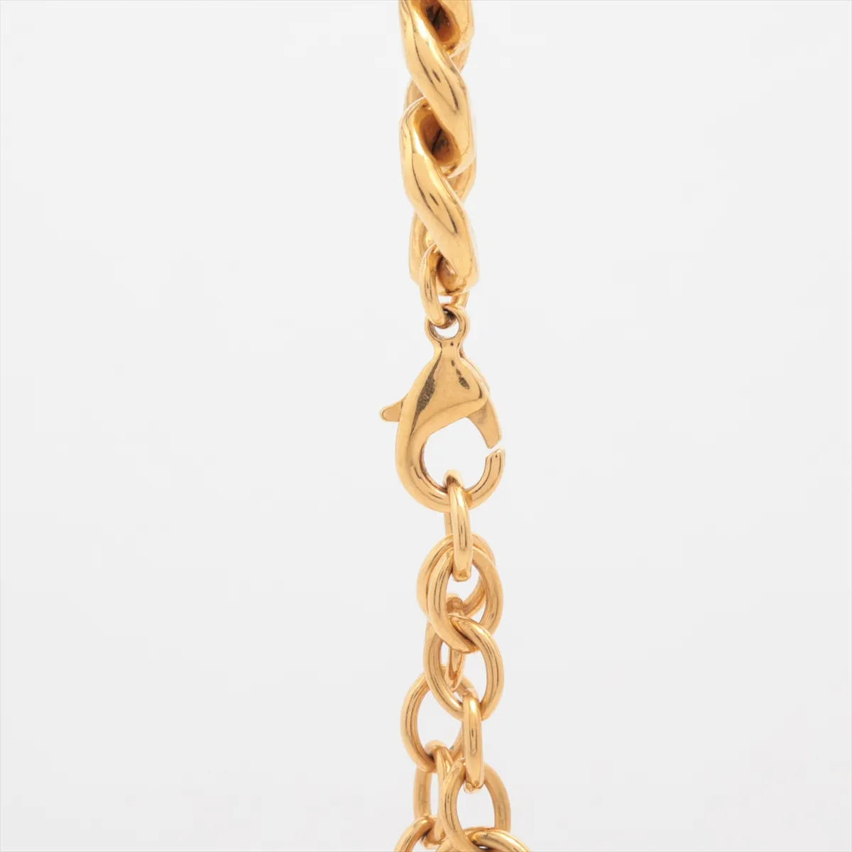 30 Montaigne necklace, GP gold. Shows signs of wear, — view 3
