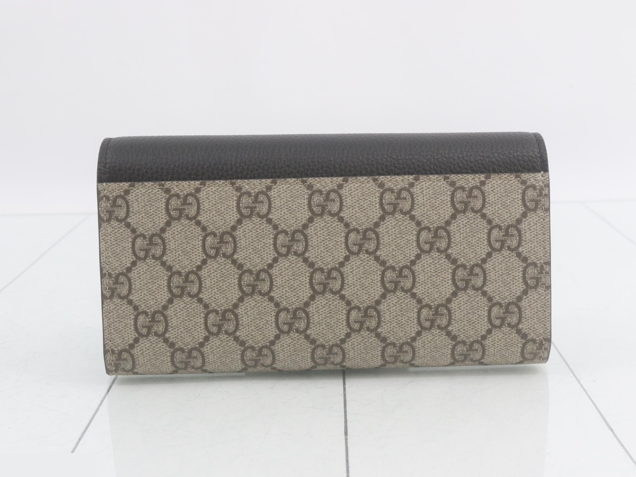 Double G Bicolor Continental Wallet, Retail Price ¥97,900, Unused — view 2