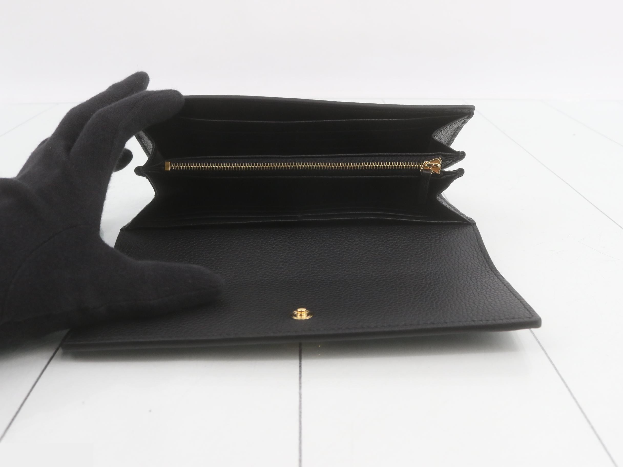 Double G Bicolor Continental Wallet, Retail Price ¥97,900, Unused — view 4
