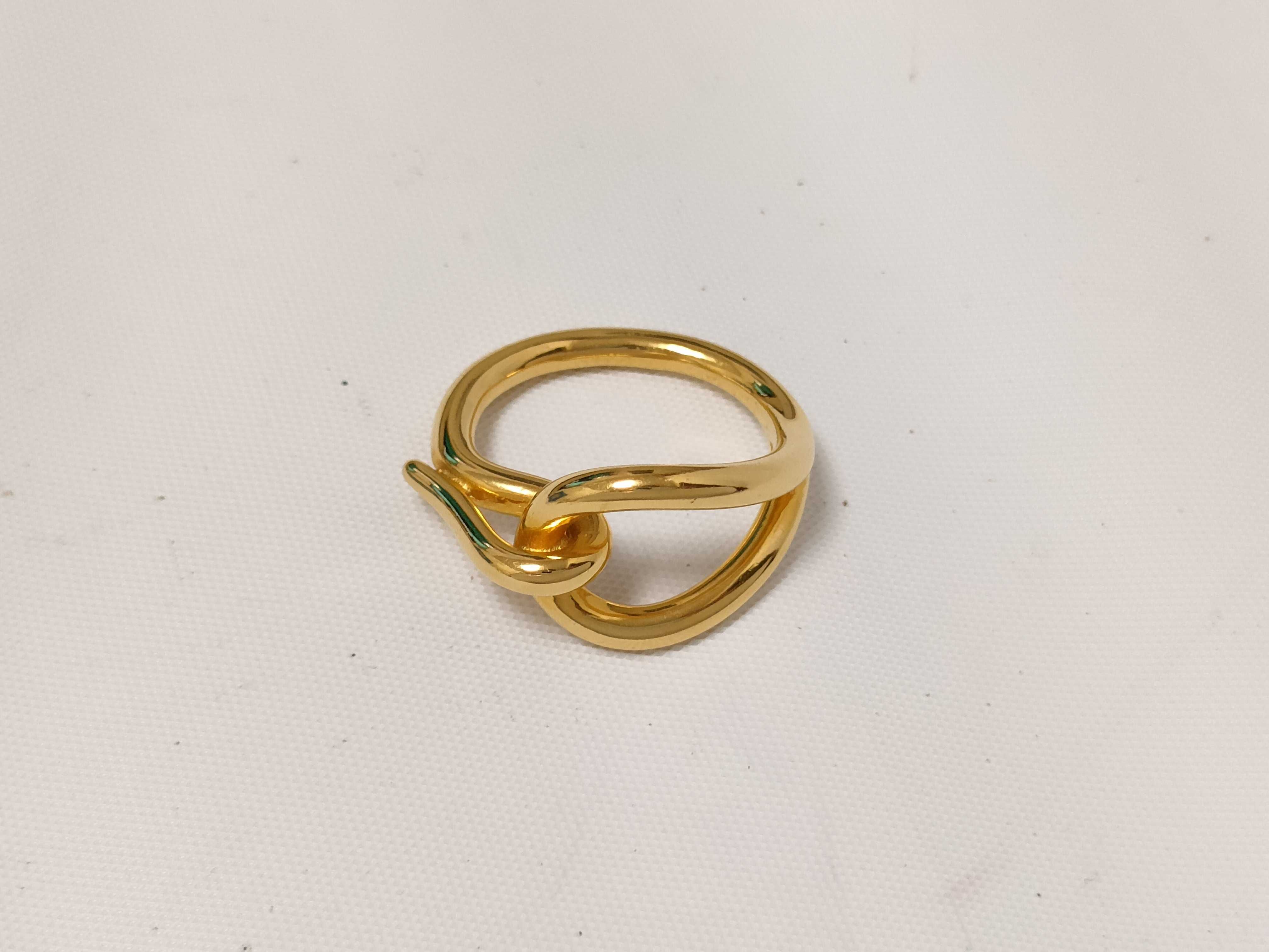 Jumbo Scarf Ring, Other Accessories