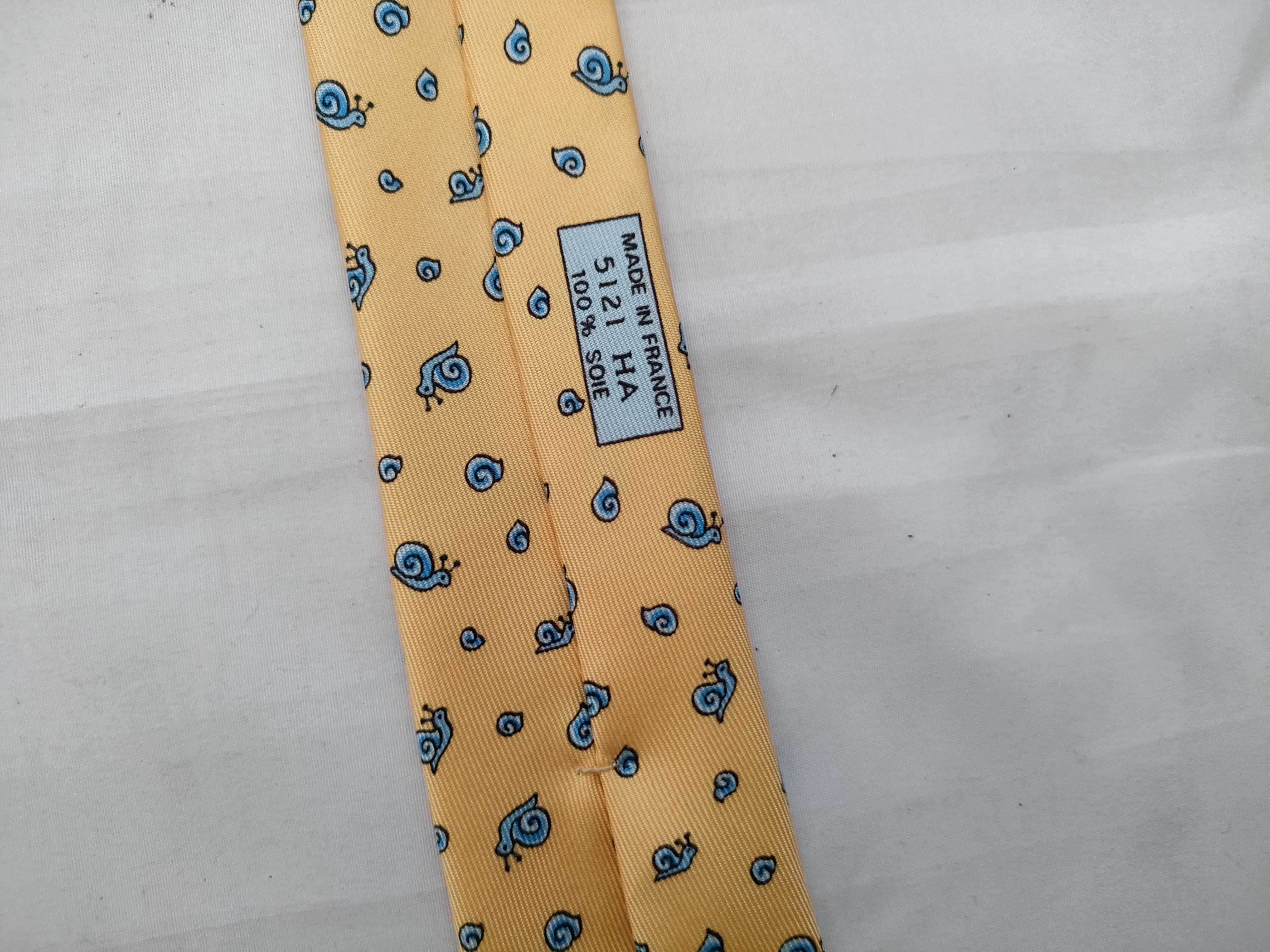 silk tie with box, other accessories. — view 5