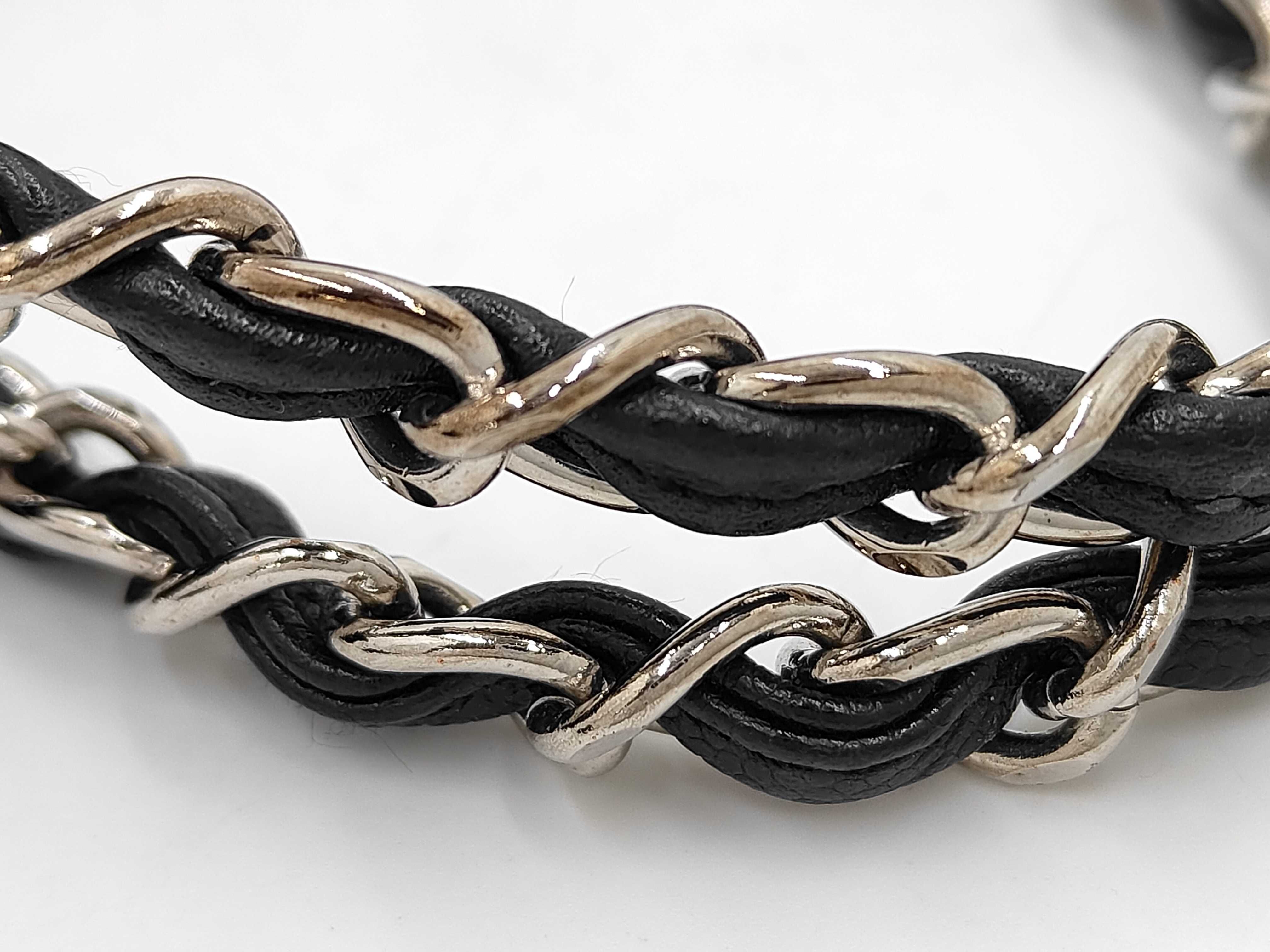 Caviar Skin Square Chain Handbag with Silver Hardware — view 5
