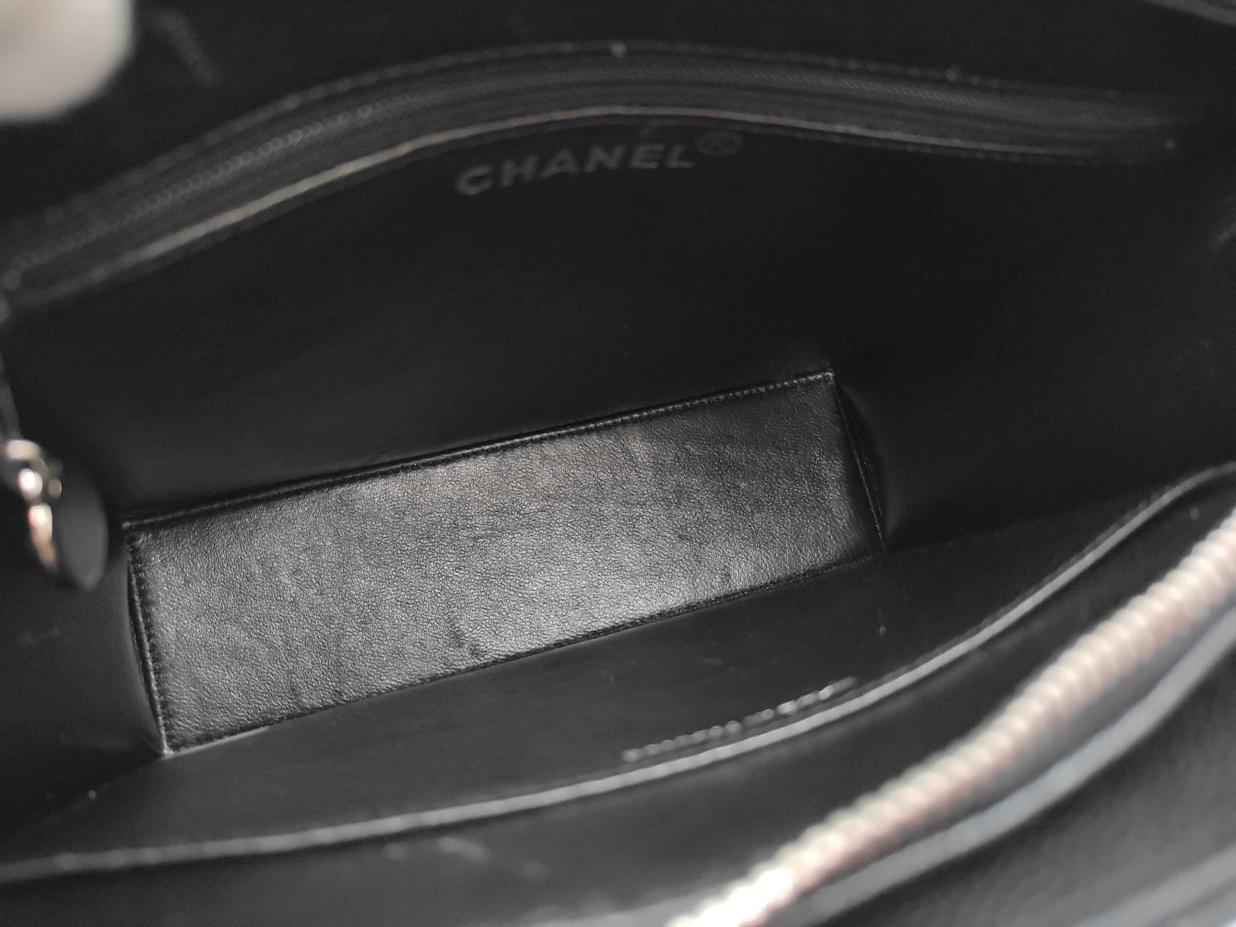 Caviar Skin Square Chain Handbag with Silver Hardware — view 9